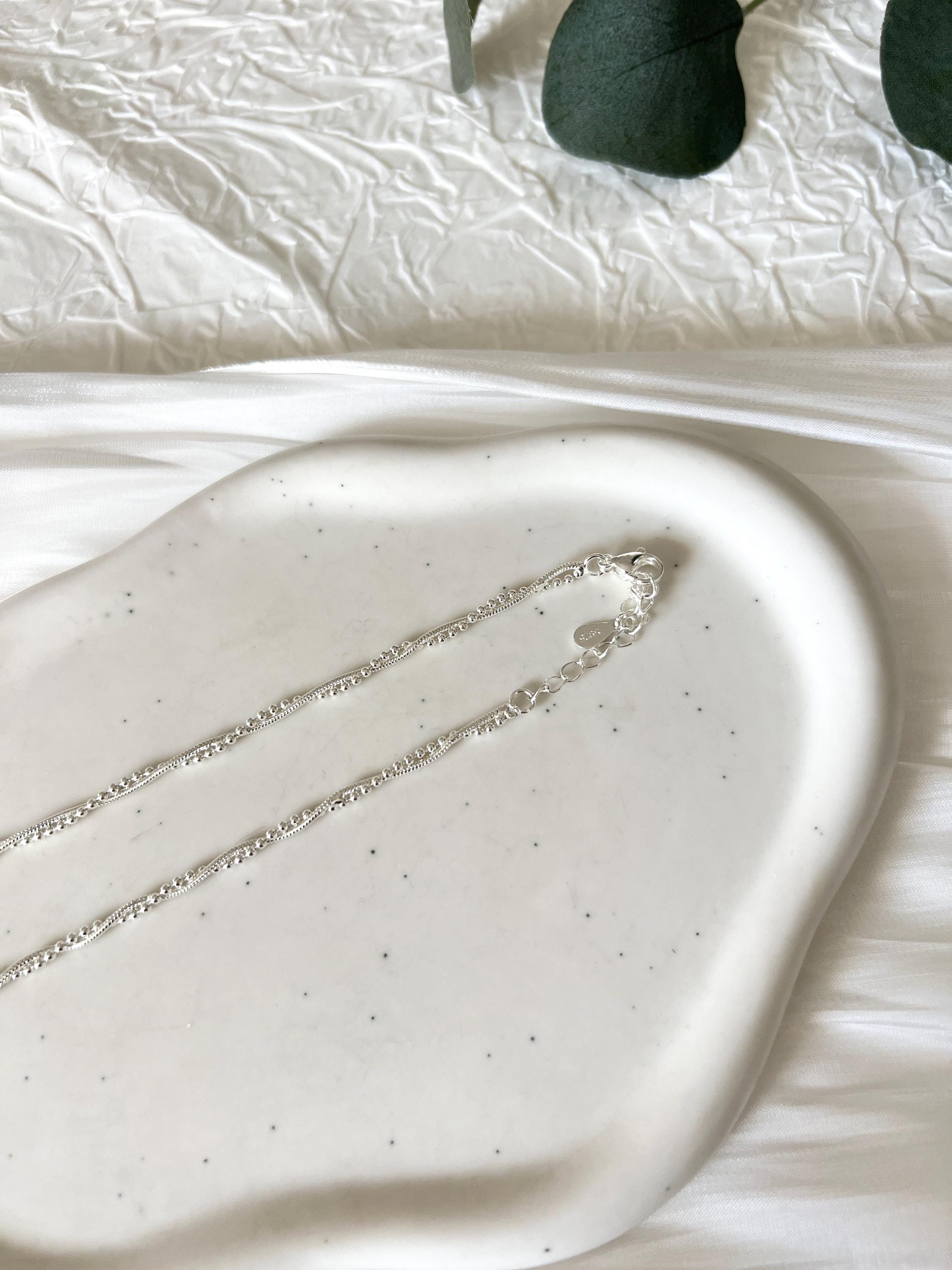 Halskette, Silber, gedrehtes Band, Kugelkette, Halsschmuck Braut, feiner Brautschmuck, Schmuck Hochzeit, Standesamt, kurze Kette