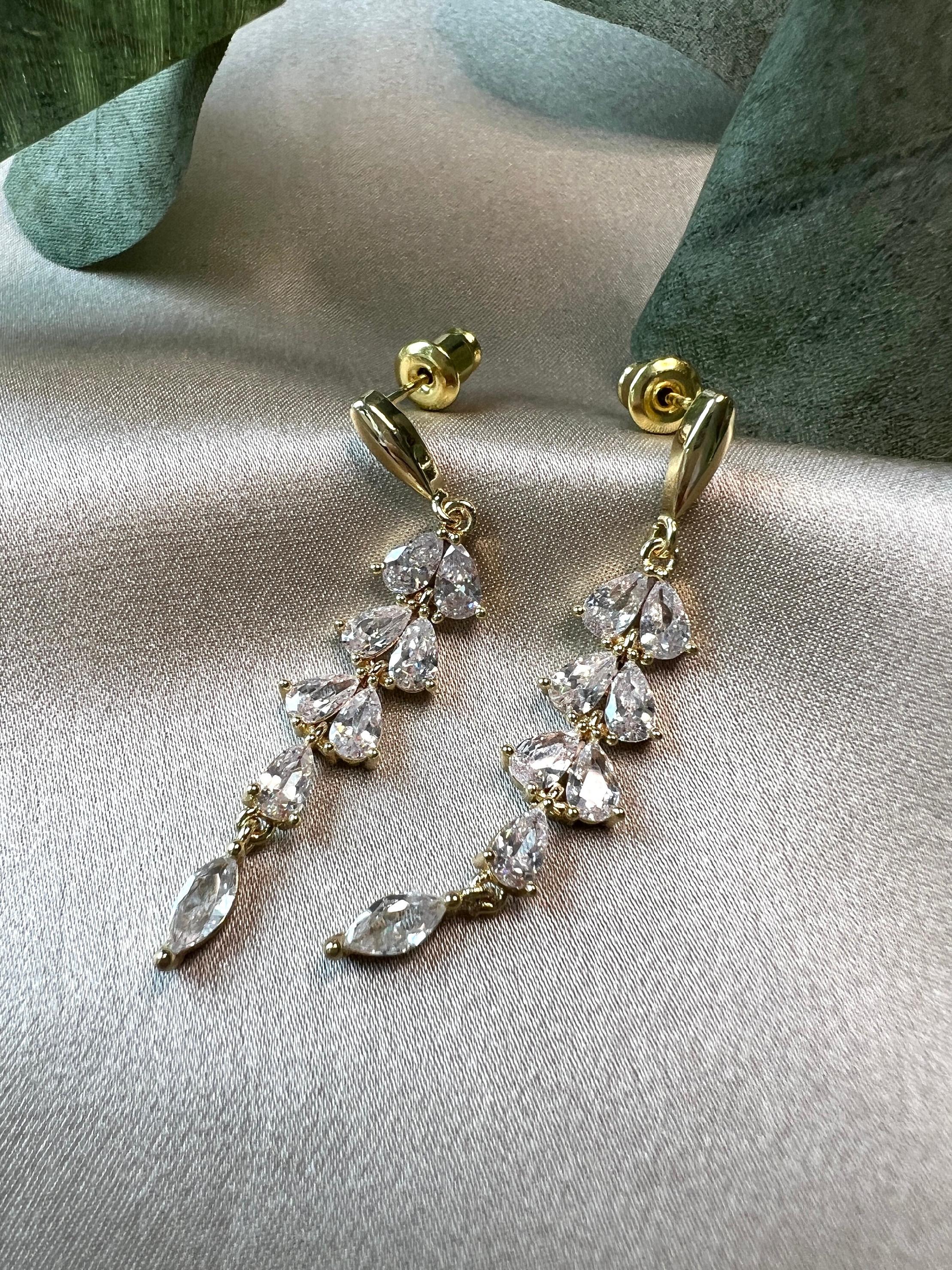 funkelnde Ohrringe, Hängeohrringe, Brautschmuck, Brautohrringe, Zirkonia, Hochzeit, gold, silber, bridal earrings, wedding-Ohrringe-Schmuckblüte