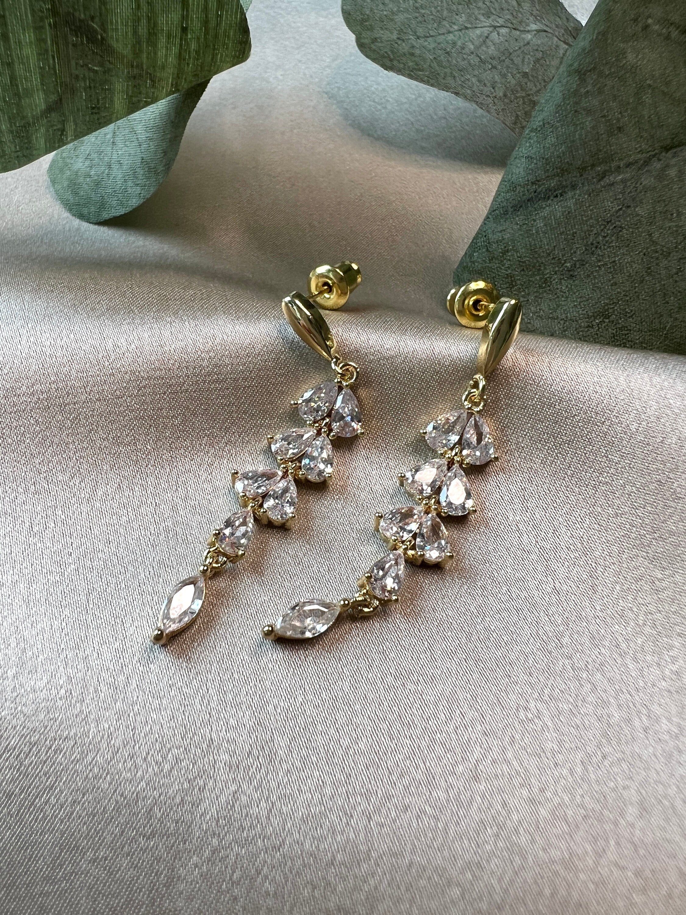 funkelnde Ohrringe, Hängeohrringe, Brautschmuck, Brautohrringe, Zirkonia, Hochzeit, gold, silber, bridal earrings, wedding-Ohrringe-Schmuckblüte
