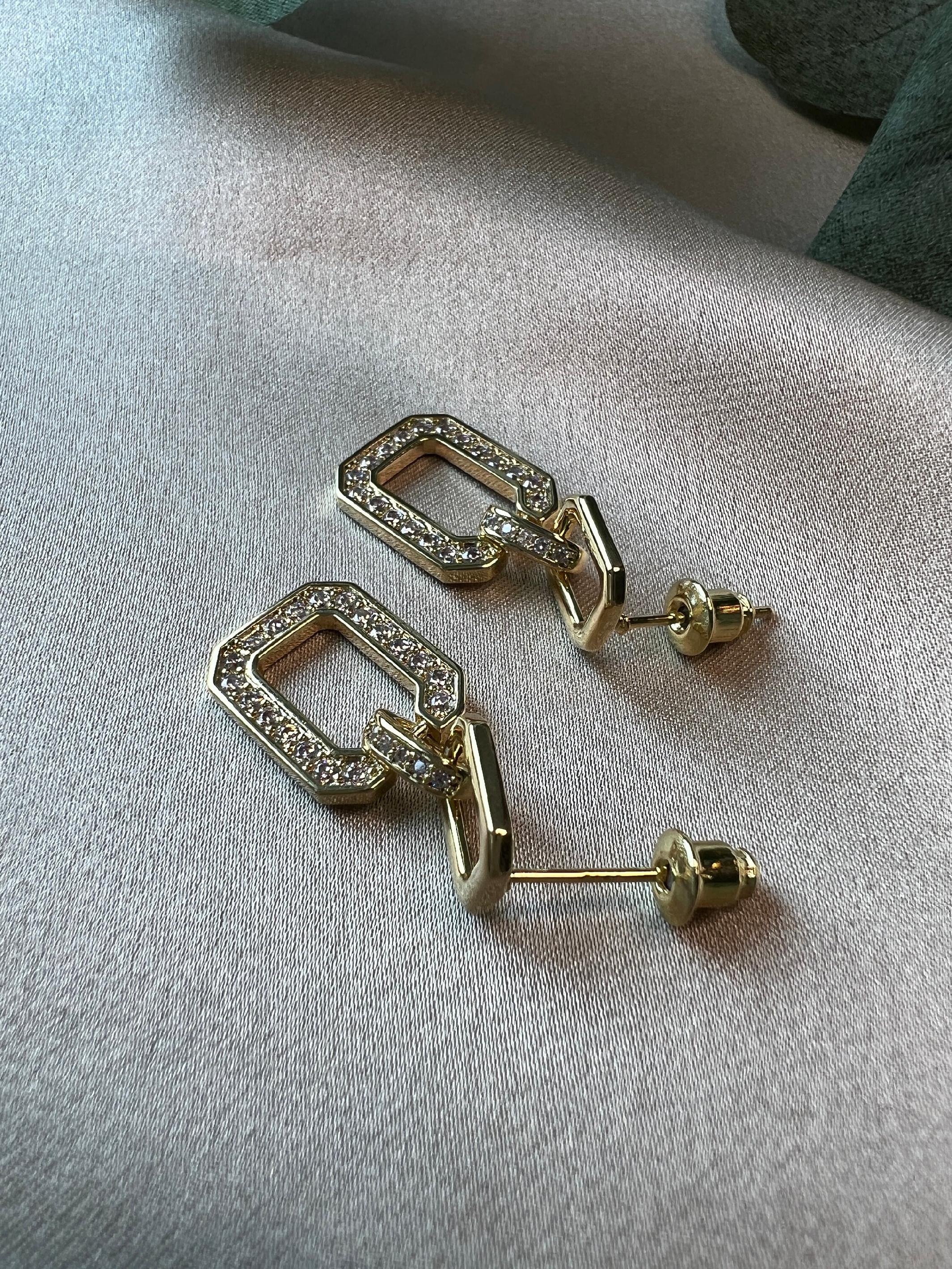 funkelnde Ohrringe, Zirkoniasteine, Edelstahl, vergoldet, Hängeohrringe-Ohrringe-Schmuckblüte