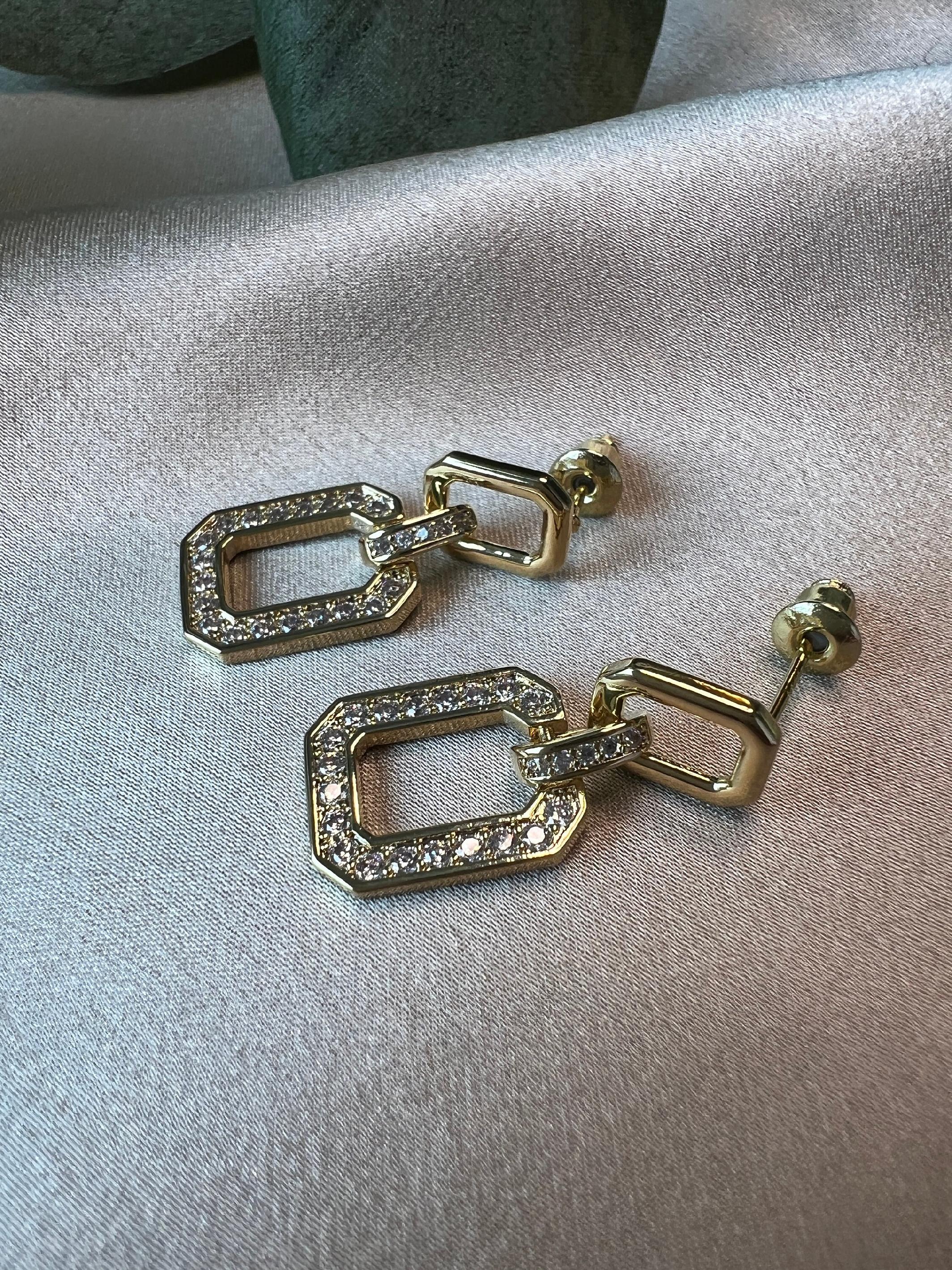 funkelnde Ohrringe, Zirkoniasteine, Edelstahl, vergoldet, Hängeohrringe-Ohrringe-Schmuckblüte