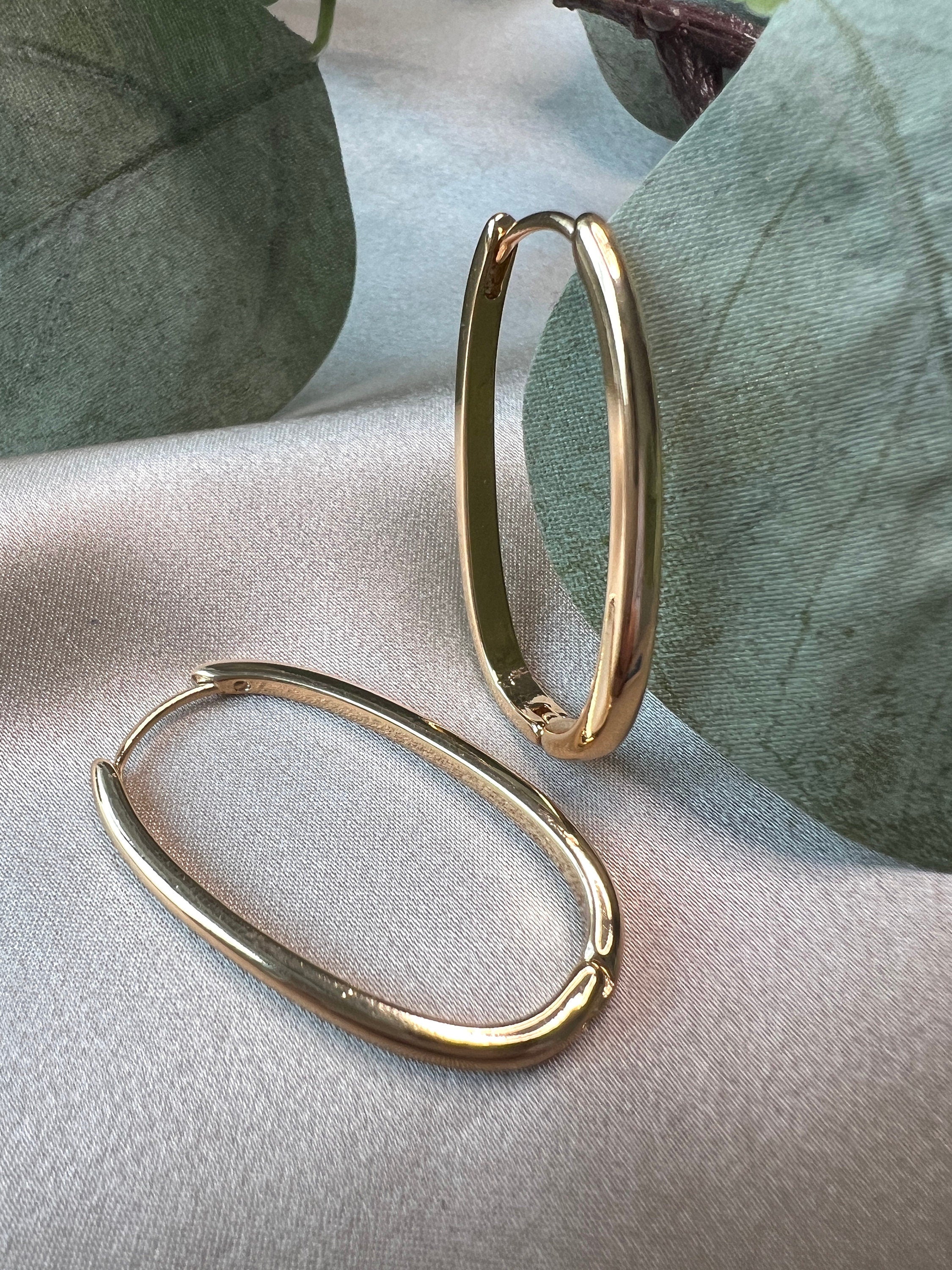 große Creolen, vergoldet, oval, hängeohrringe, modern, schlicht, minimalistisch, Hoop Ohrringe-Ohrringe-Schmuckblüte