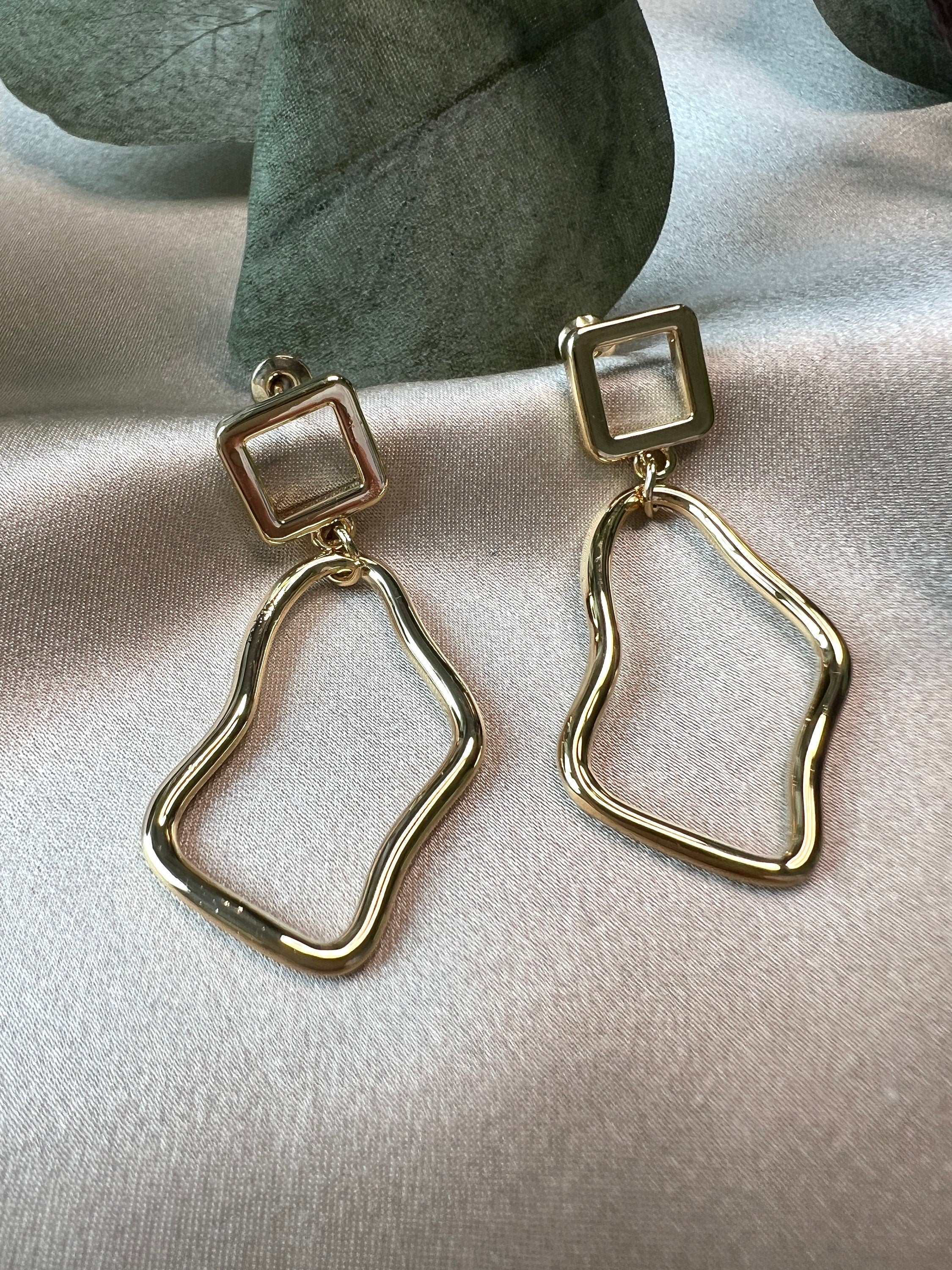 moderne Ohrringe, vergoldet, gold, geometrisch, elegant, Hängeohrringe, Jewellery-Ohrringe-Schmuckblüte