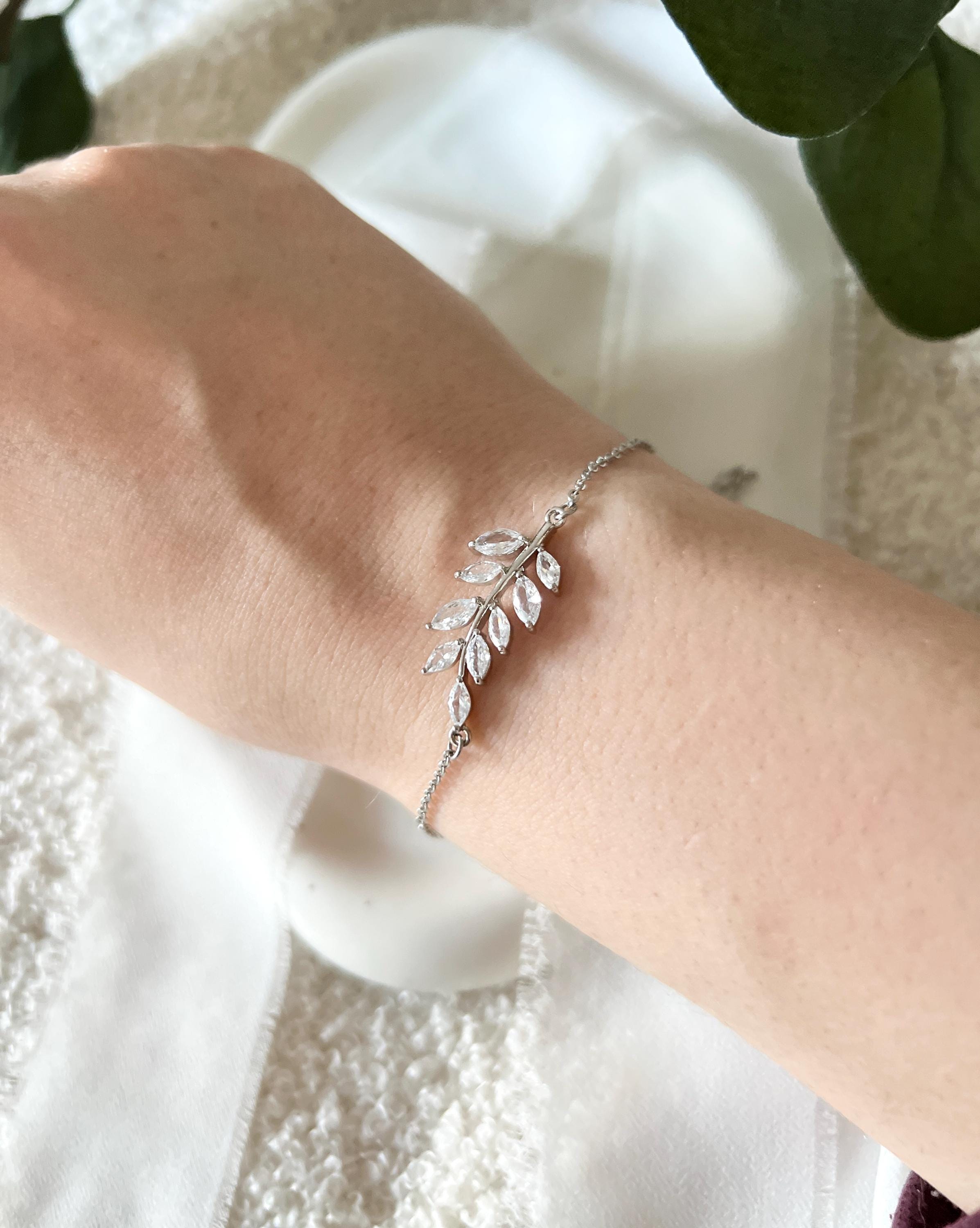 Armband, Silber, Brautarmband, Blatt, glänzender Armschmuck, Brautschmuck, feiner Schmuck Hochzeit, Geschenk für Sie 