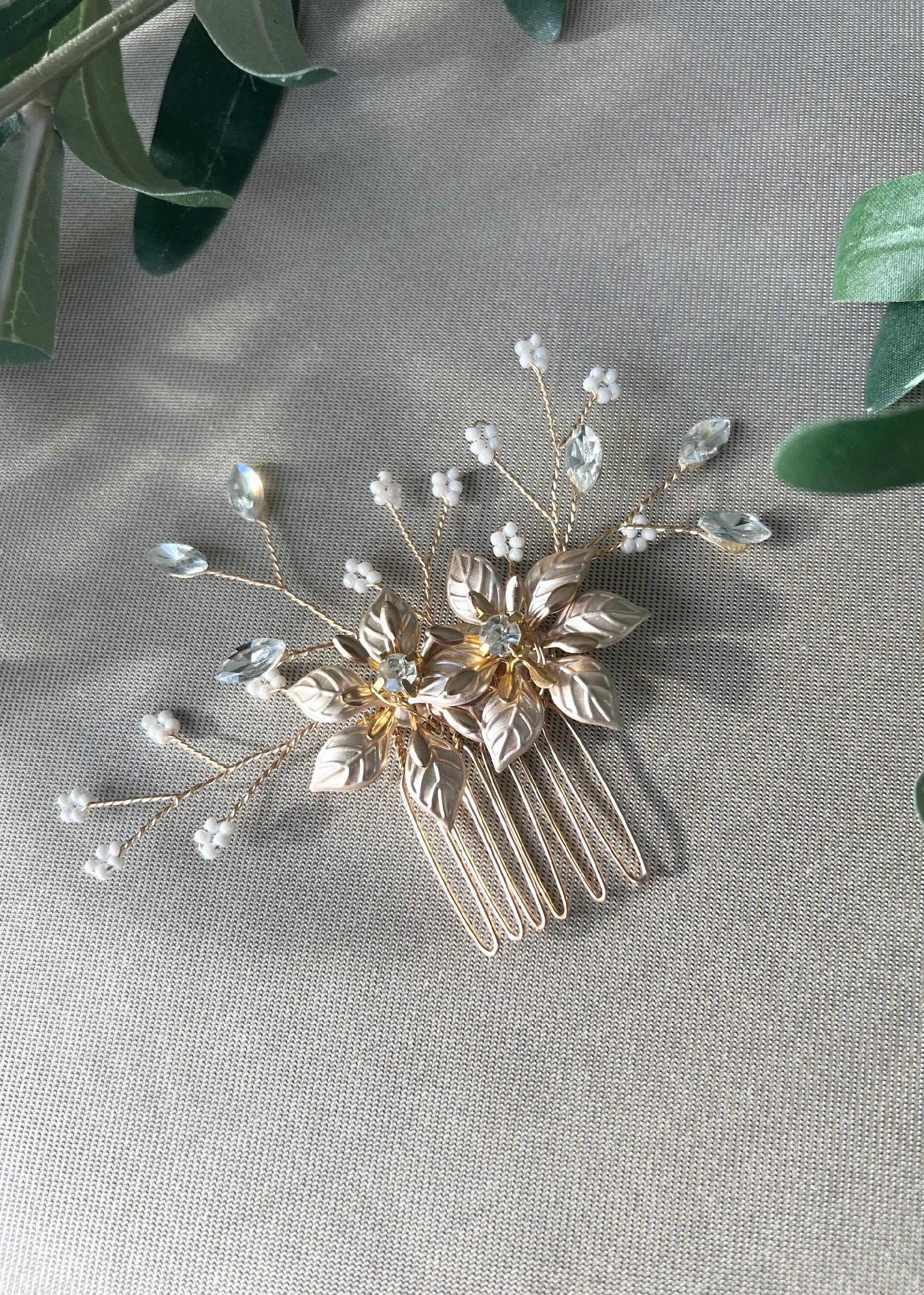 Braut Haarkamm, gold, Blumen, Strass, Perlen Haarschmuck, Hochzeit, eleganter Brautschmuck,-Brauthaarschmuck-Schmuckblüte