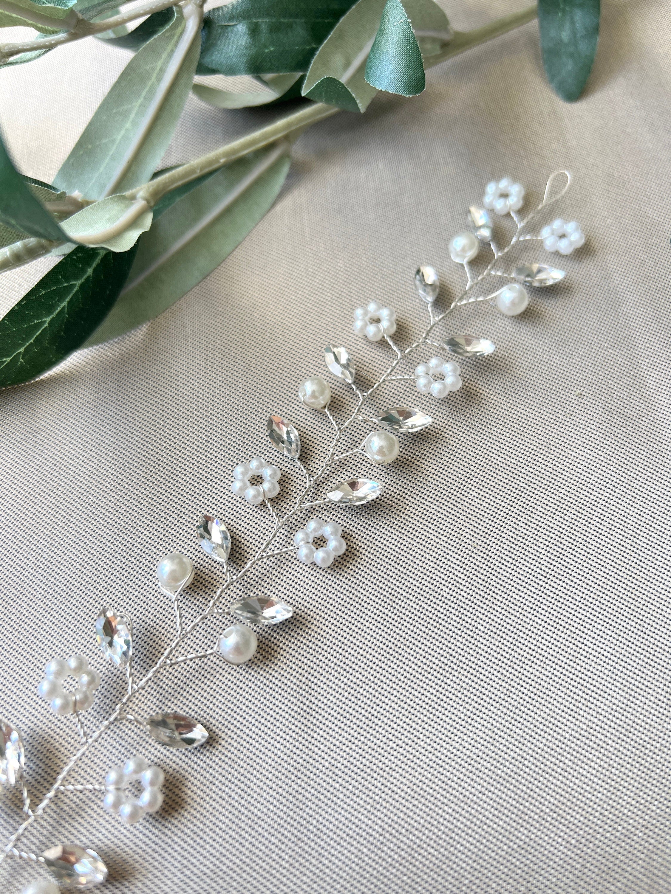 Braut Haarranke, silber mit Perlen, Blumen und Strass, Hochzeit, Brautschmuck, Hochzeitshaarband, Haarkranz, Haarschmuck, Haarrebe-Brauthaarschmuck-Schmuckblüte