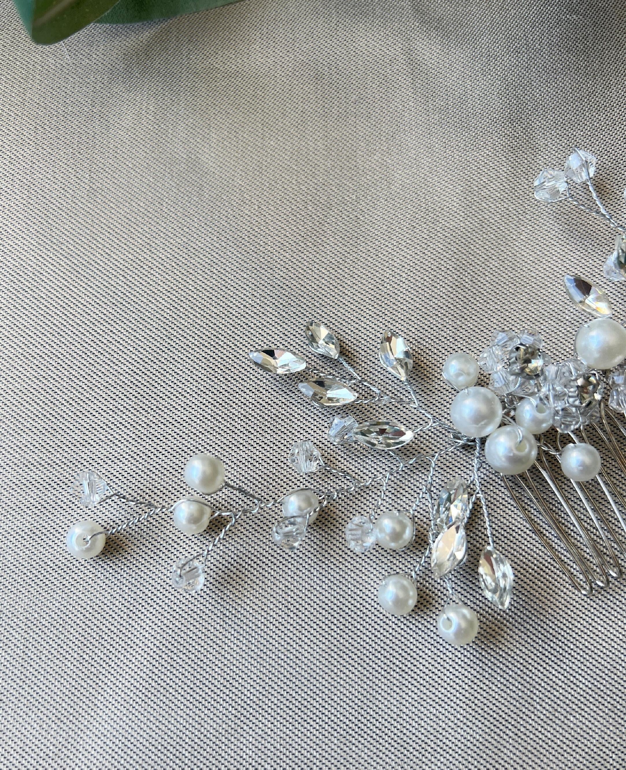 Braut Haarschmuck, Haarkamm, Perlen, silber, Hochzeit, hochwertiger Brauthaarschmuck-Brauthaarschmuck-Schmuckblüte