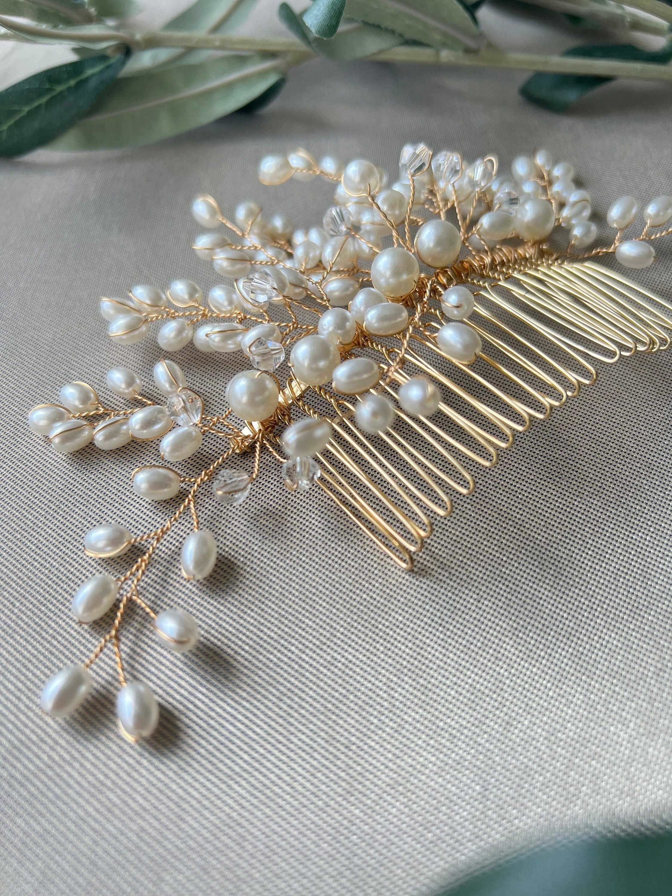 Braut Haarschmuck, Perlen Haarkamm, gold, Hochzeit, hochwertiger Brauthaarschmuck, Brautfrisur, Kopfschmuck-Brauthaarschmuck-Schmuckblüte