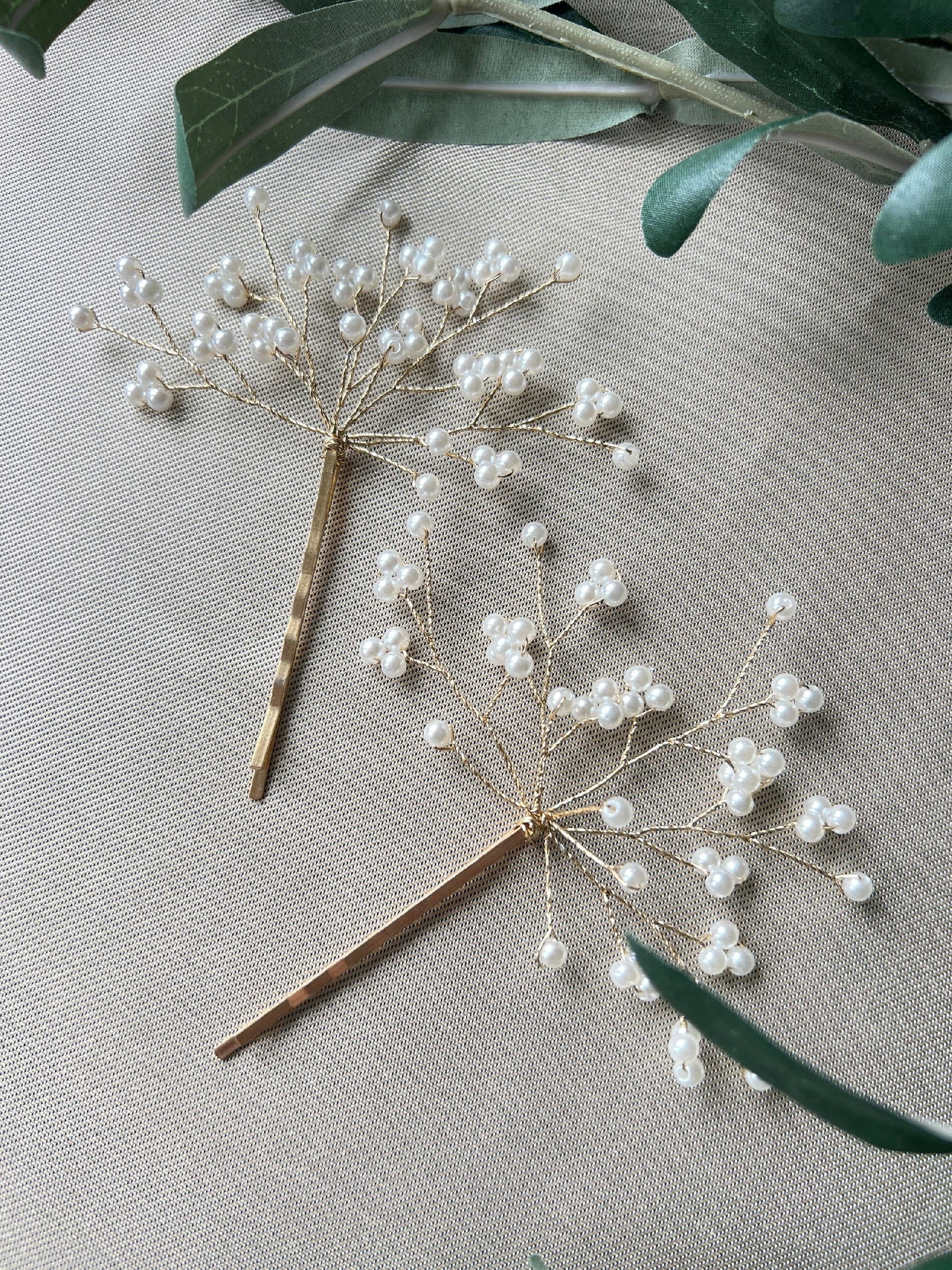 Braut Haarschmuck Set 2 Stück Haarspange mit weißen Perlen Haarklammer Brautschmuck Hochzeitsschmuck Brautfrisur Brautjungfer Hochzeit-Brauthaarschmuck-Schmuckblüte