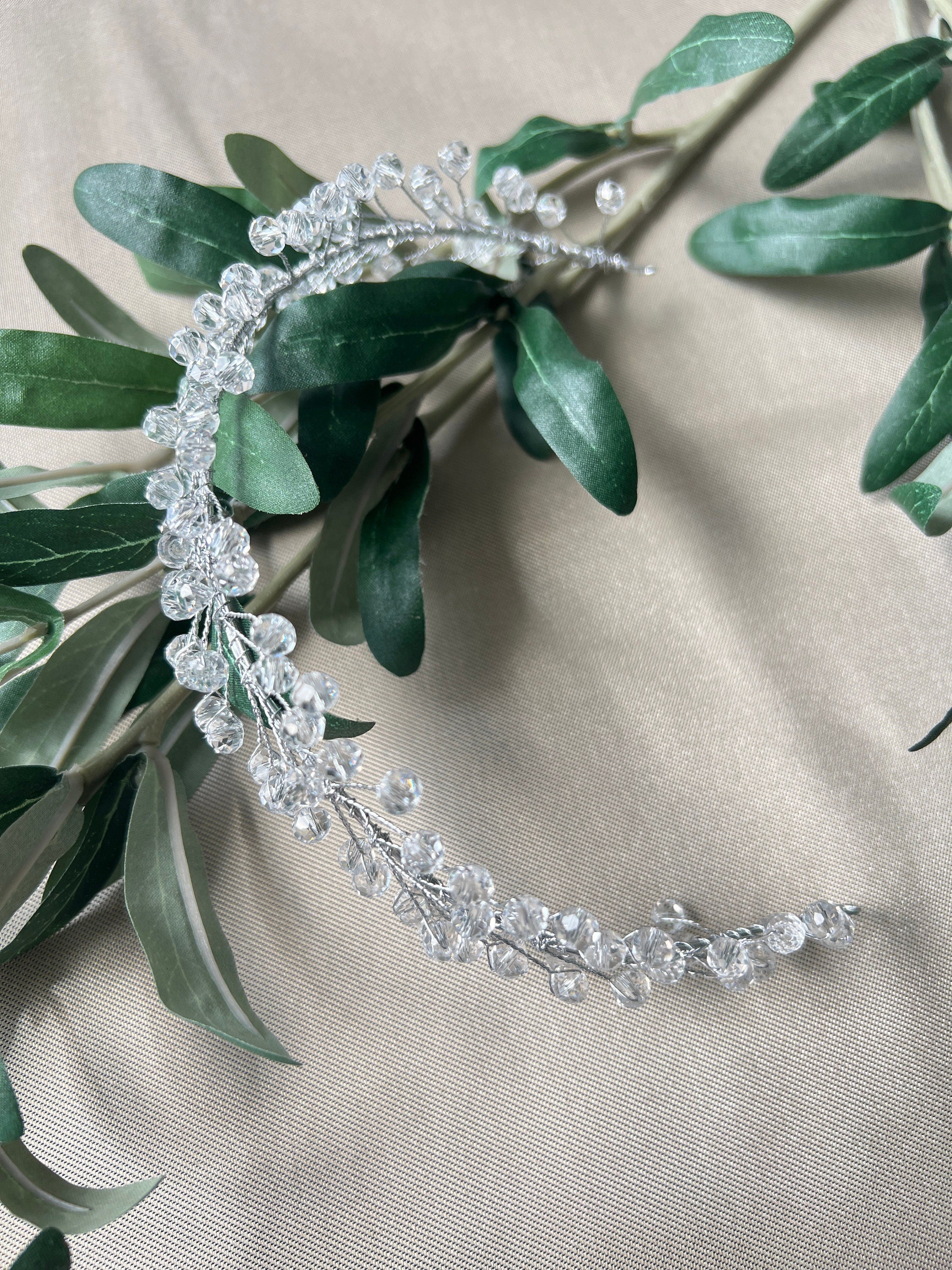 Braut Haarschmuck, Silber mit Perlen, Hochzeit Braut, Brautschmuck, Hochzeitshaarband, Haarreif, Haarkranz, glitzernde Haarranke, Haarrebe-Brauthaarschmuck-Schmuckblüte