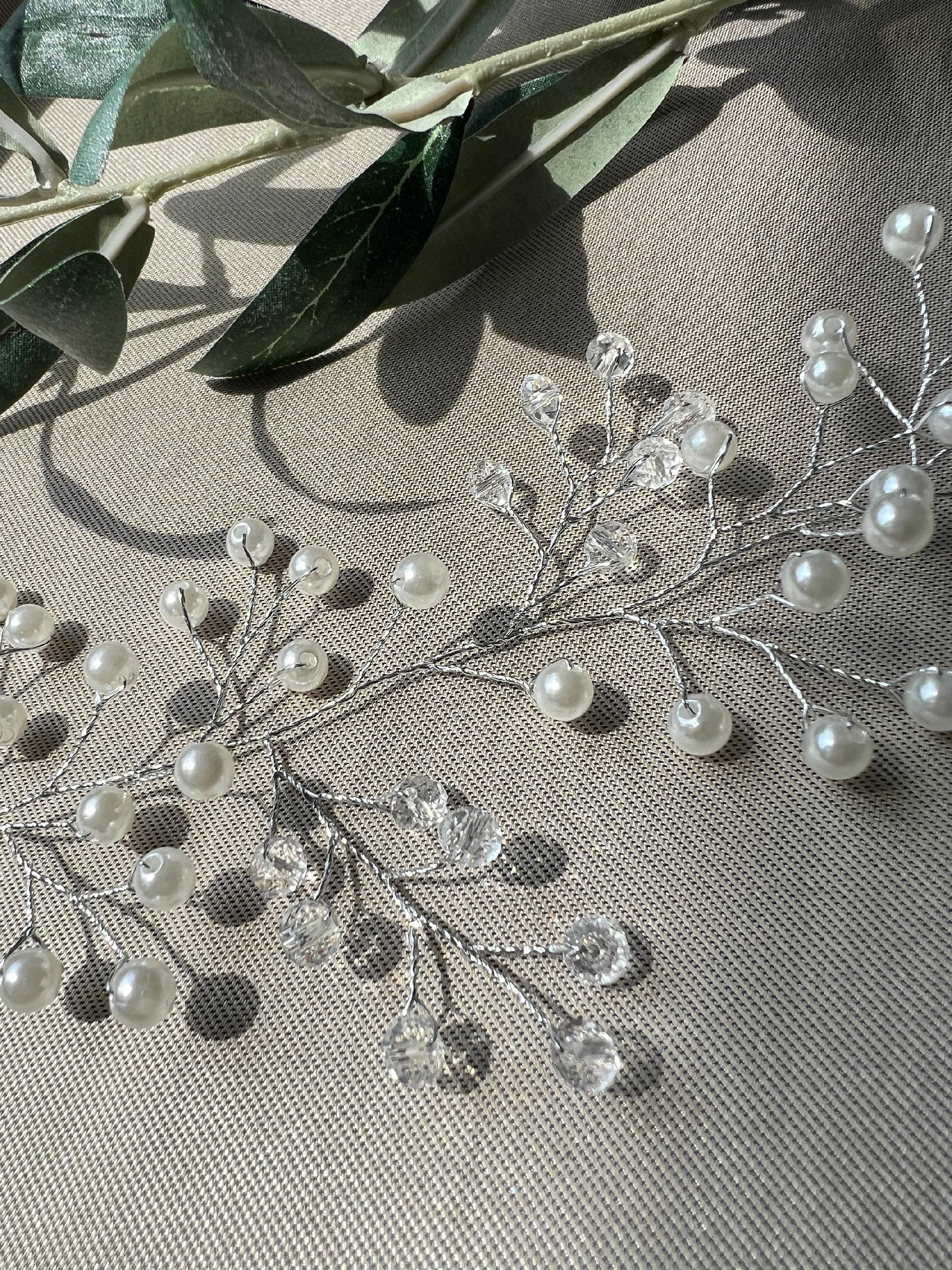 Braut Haarschmuck, Silber mit Perlen, Hochzeit, Brautschmuck, Hochzeitshaarband, Haarkranz, Haarranke-Brauthaarschmuck-Schmuckblüte