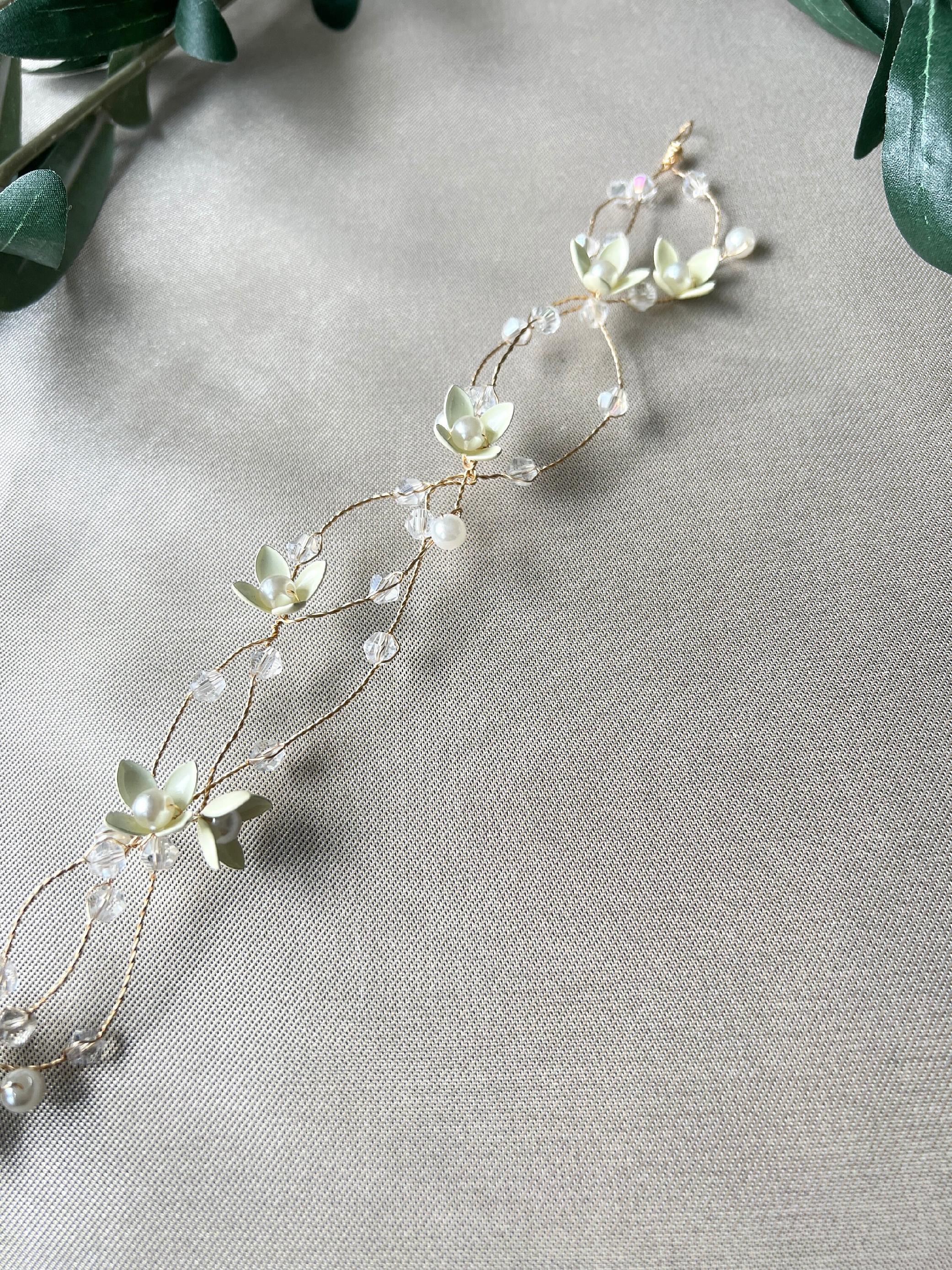 Braut Haarschmuck, gold mit Perlen und Blüten in Ivory, Hochzeit, Brautschmuck, Hochzeitshaarband, Haarkranz, Haarranke, Haarrebe-Brauthaarschmuck-Schmuckblüte