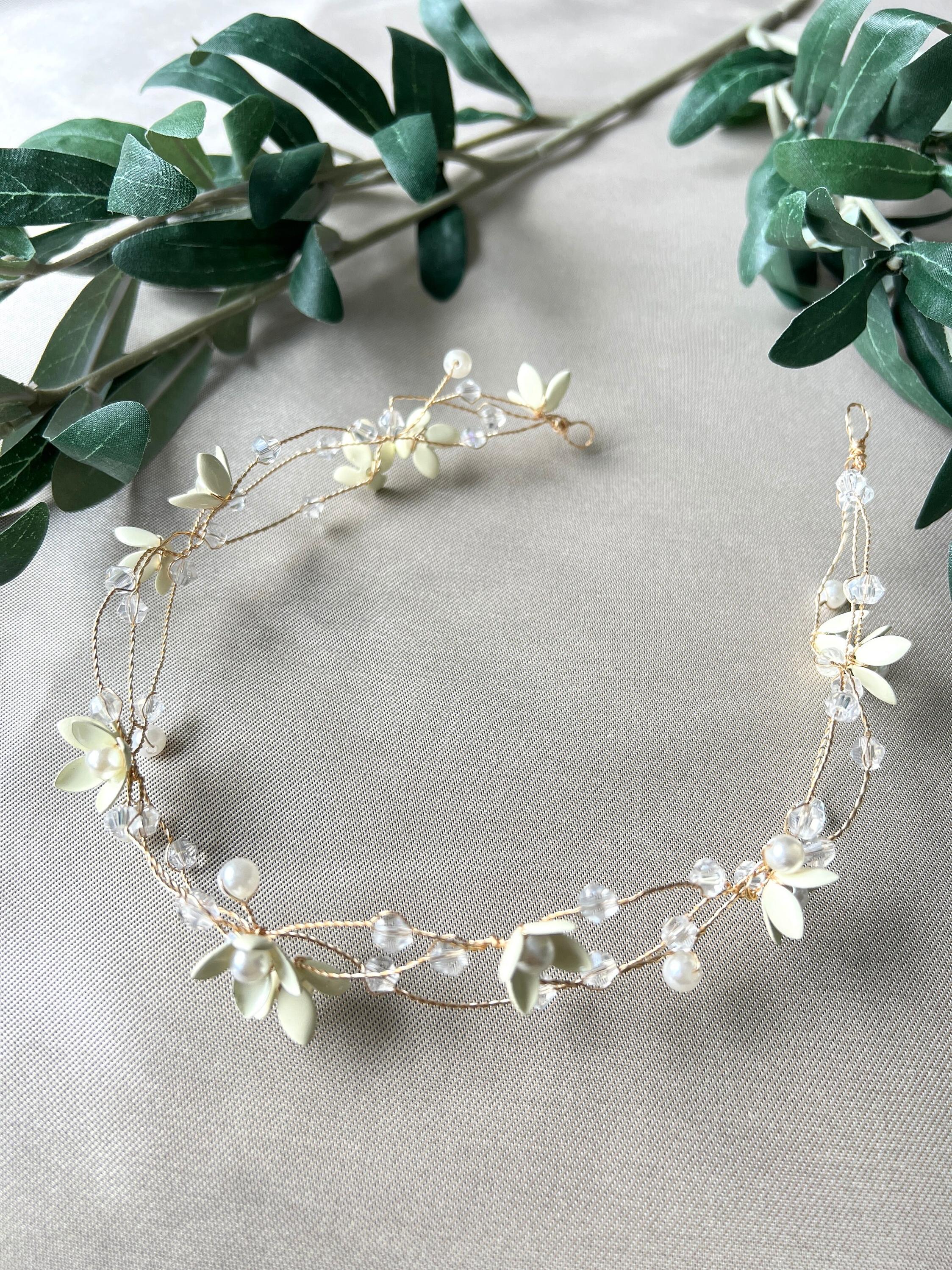 Braut Haarschmuck, gold mit Perlen und Blüten in Ivory, Hochzeit, Brautschmuck, Hochzeitshaarband, Haarkranz, Haarranke, Haarrebe-Brauthaarschmuck-Schmuckblüte