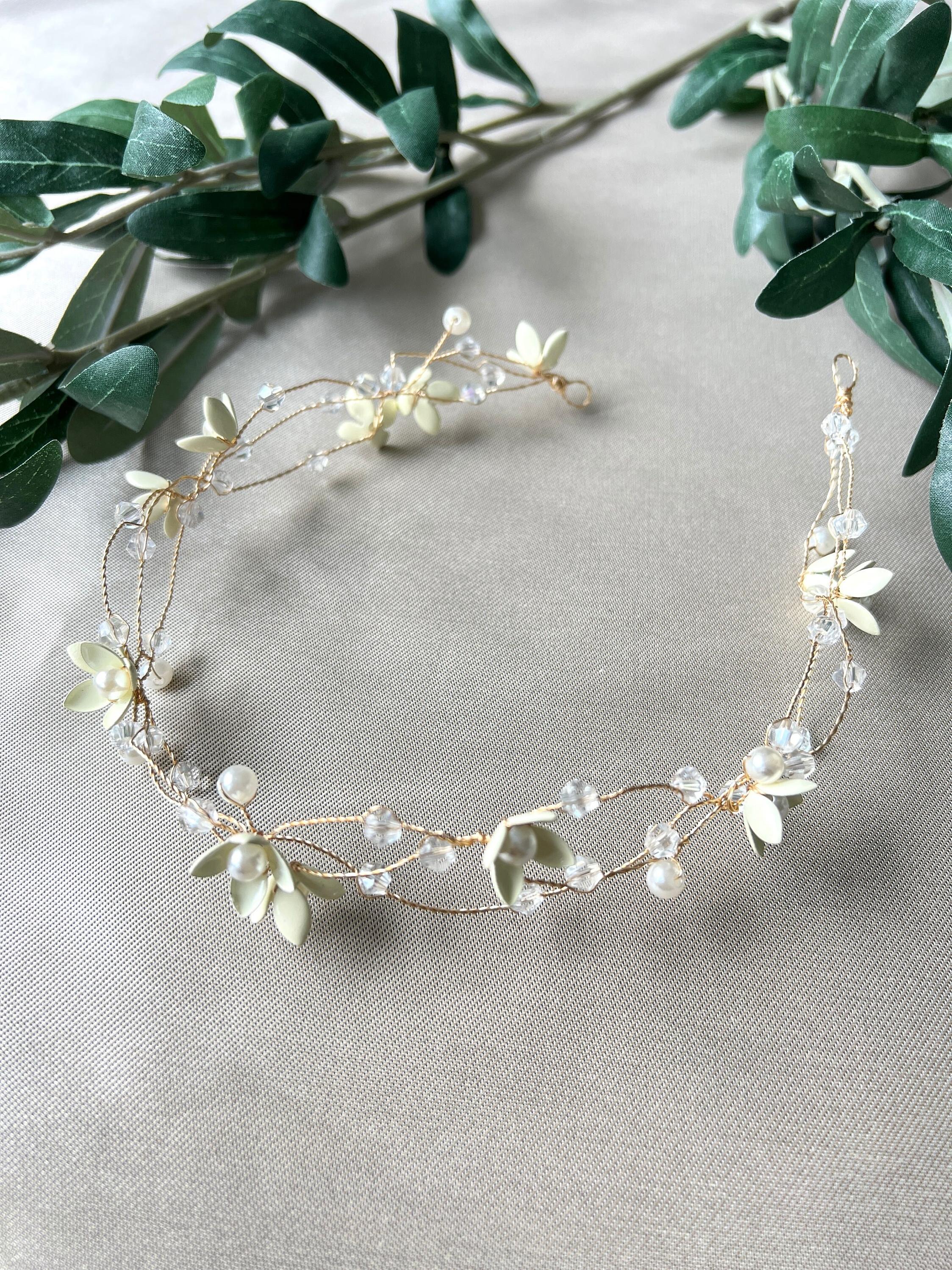 Braut Haarschmuck, gold mit Perlen und Blüten in Ivory, Hochzeit, Brautschmuck, Hochzeitshaarband, Haarkranz, Haarranke, Haarrebe-Brauthaarschmuck-Schmuckblüte