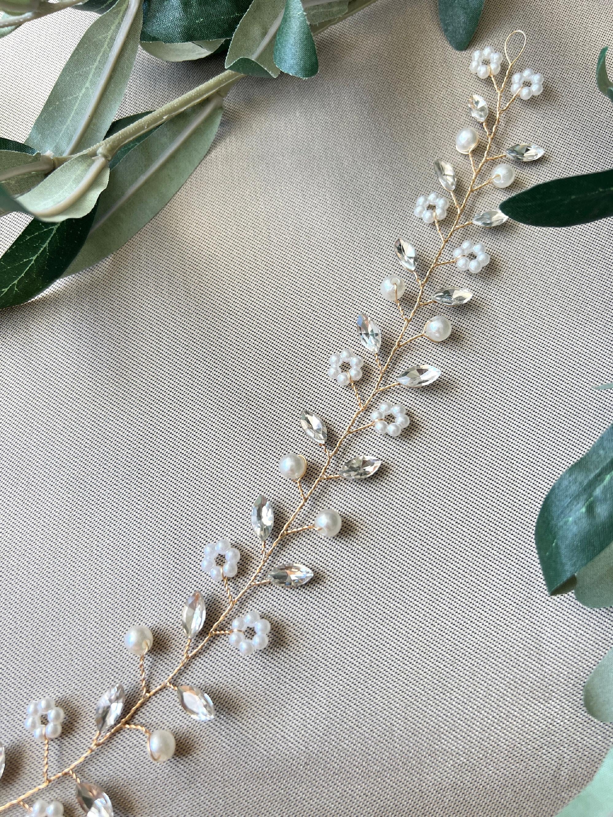 Braut Haarschmuck, gold mit Perlen und Strass, Hochzeit, Brautschmuck, Hochzeitshaarband, Haarkranz, Haarranke, Haarrebe-Brauthaarschmuck-Schmuckblüte