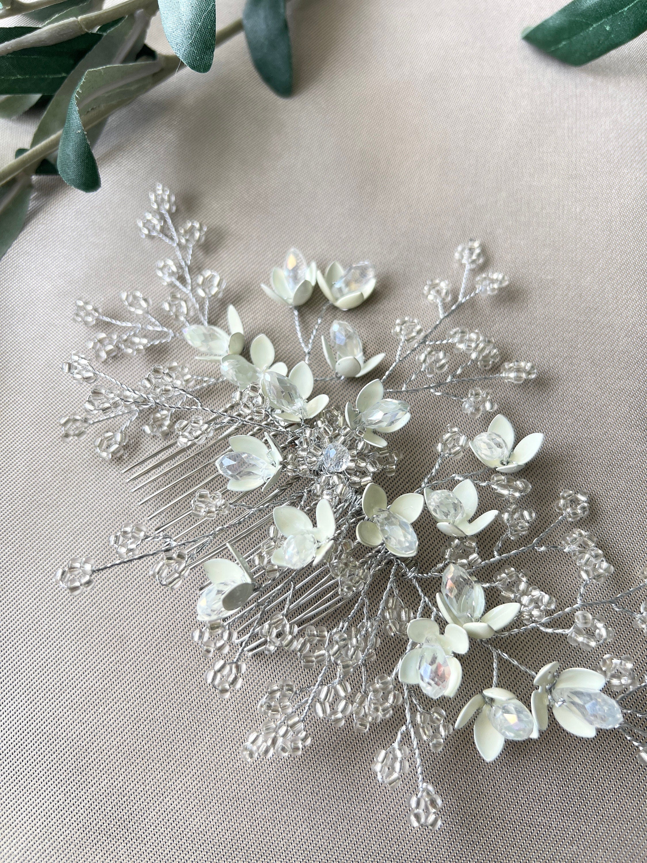 Braut Haarschmuck, großer Perlen Haarkamm, Silber, transparent, Blüten, floral, Hochzeit, Brauthaarschmuck, Brautfrisur, Kopfschmuck-Brauthaarschmuck-Schmuckblüte