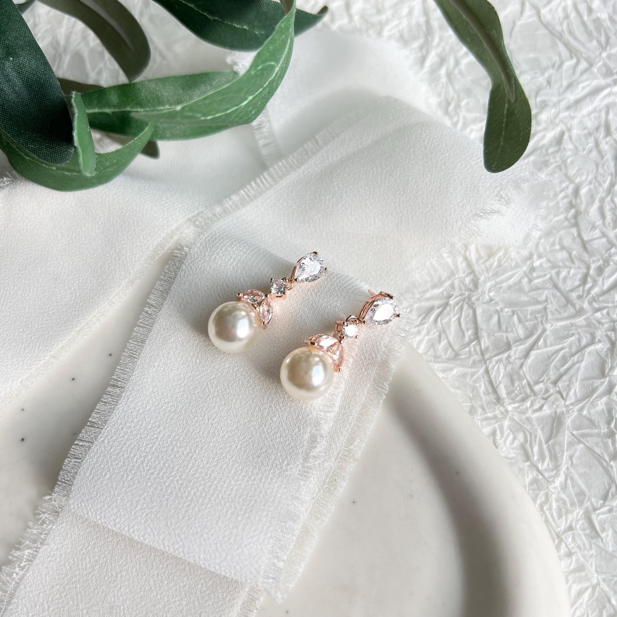 Brautohrringe, Perlen, Perlenohrringe, Roségold oder Silber, Brautschmuck, Ohrringe für die Hochzeit, Brautjungfer, Geschenk für sie, Geburtstagsgeschenk, Weihnachten