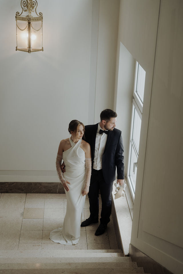 Ohrringe Braut, Gold, Brautohrringe, Tropfenohrringe, moderner Brautschmuck, glänzender Ohrschmuck Standesamt, Schmuck Hochzeit, Brautjungfer und Trauzeugin