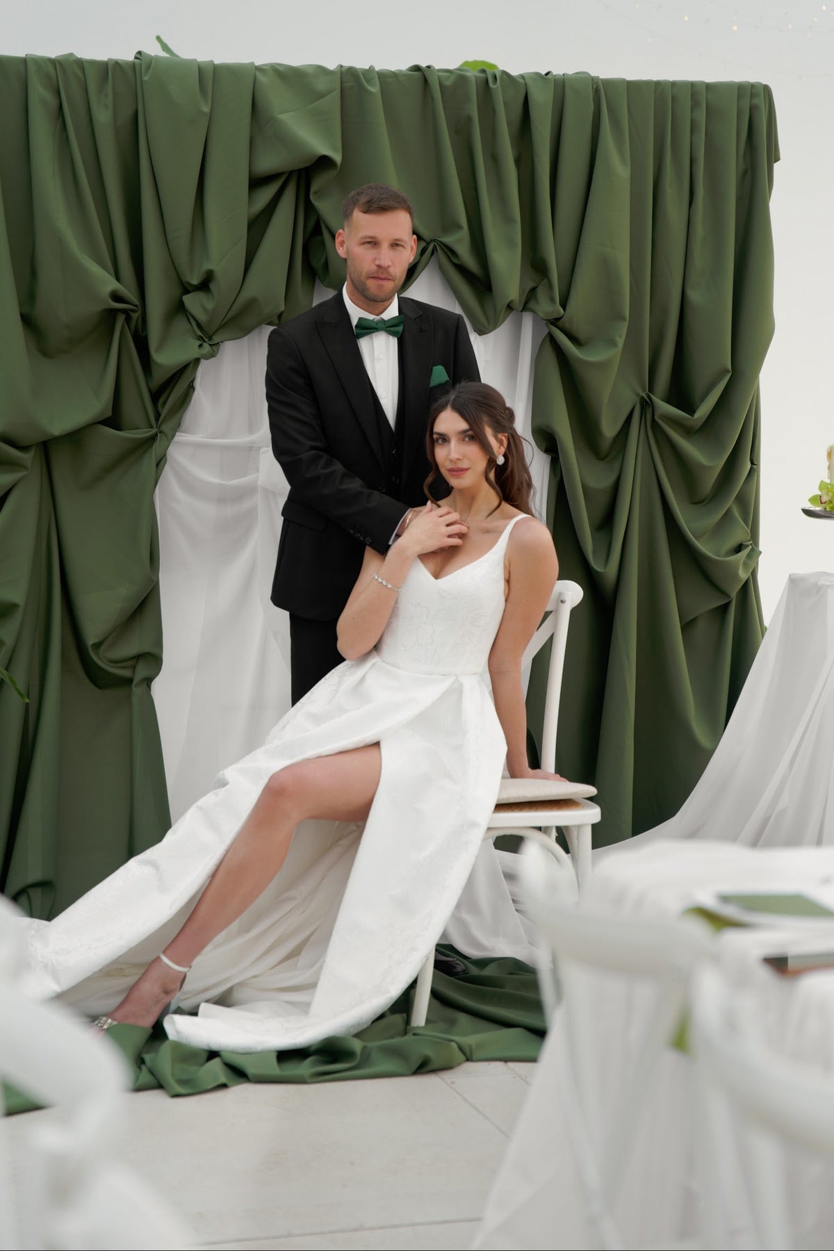 Funkelnde Ohrringe, Silber, Cubic Zirconia, auffallende Ohrstecker, Brautschmuck, glänzende Brautohrringe, eleganter Schmuck Standesamt, modern, Hochzeit