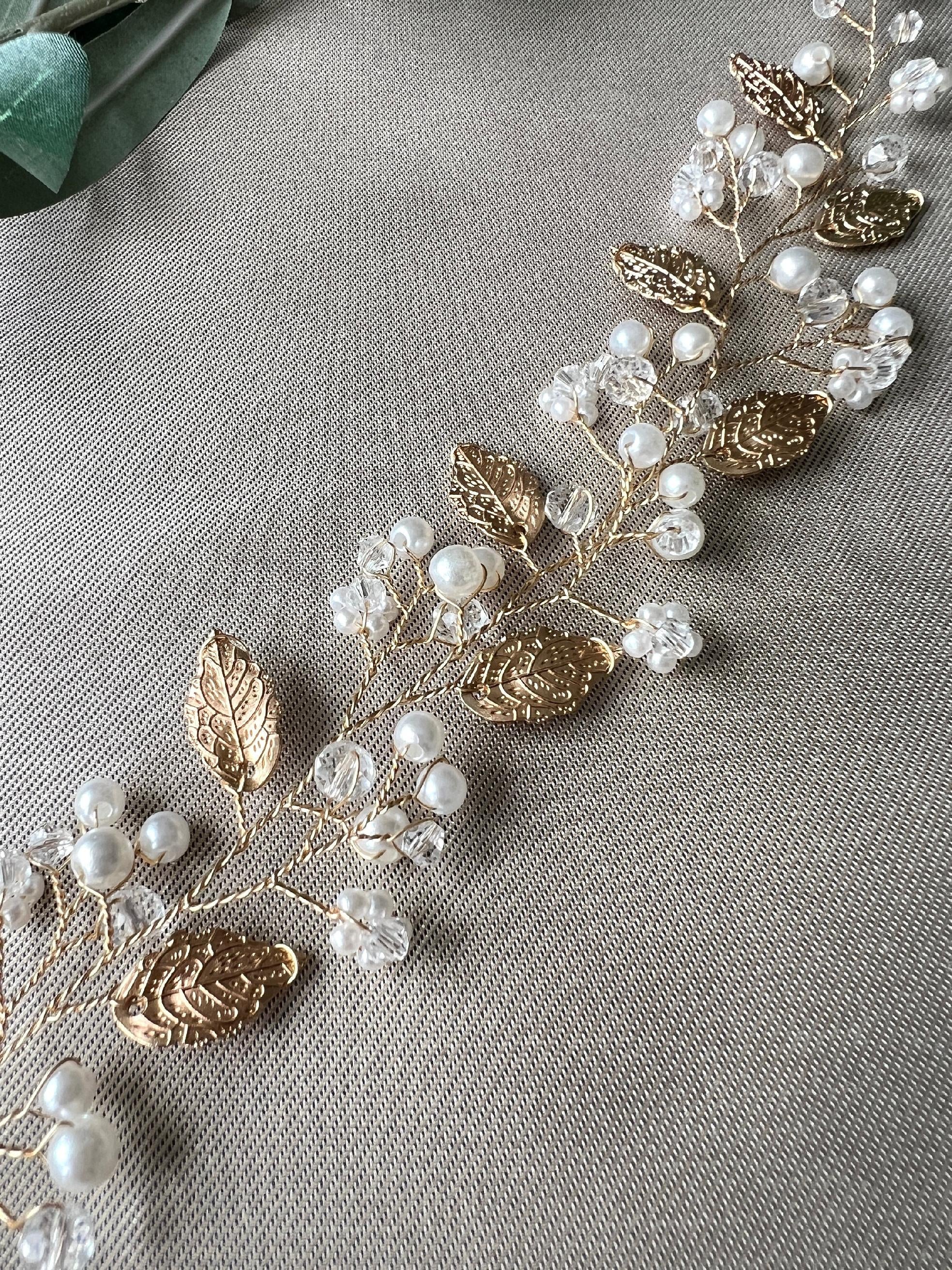 Braut Haarschmuck, gold mit Perlen, Blumen und Blätter, Hochzeit, Brautschmuck, Hochzeitshaarband, Haarkranz, Haarranke, floraler Schmuck-Brauthaarschmuck-Schmuckblüte