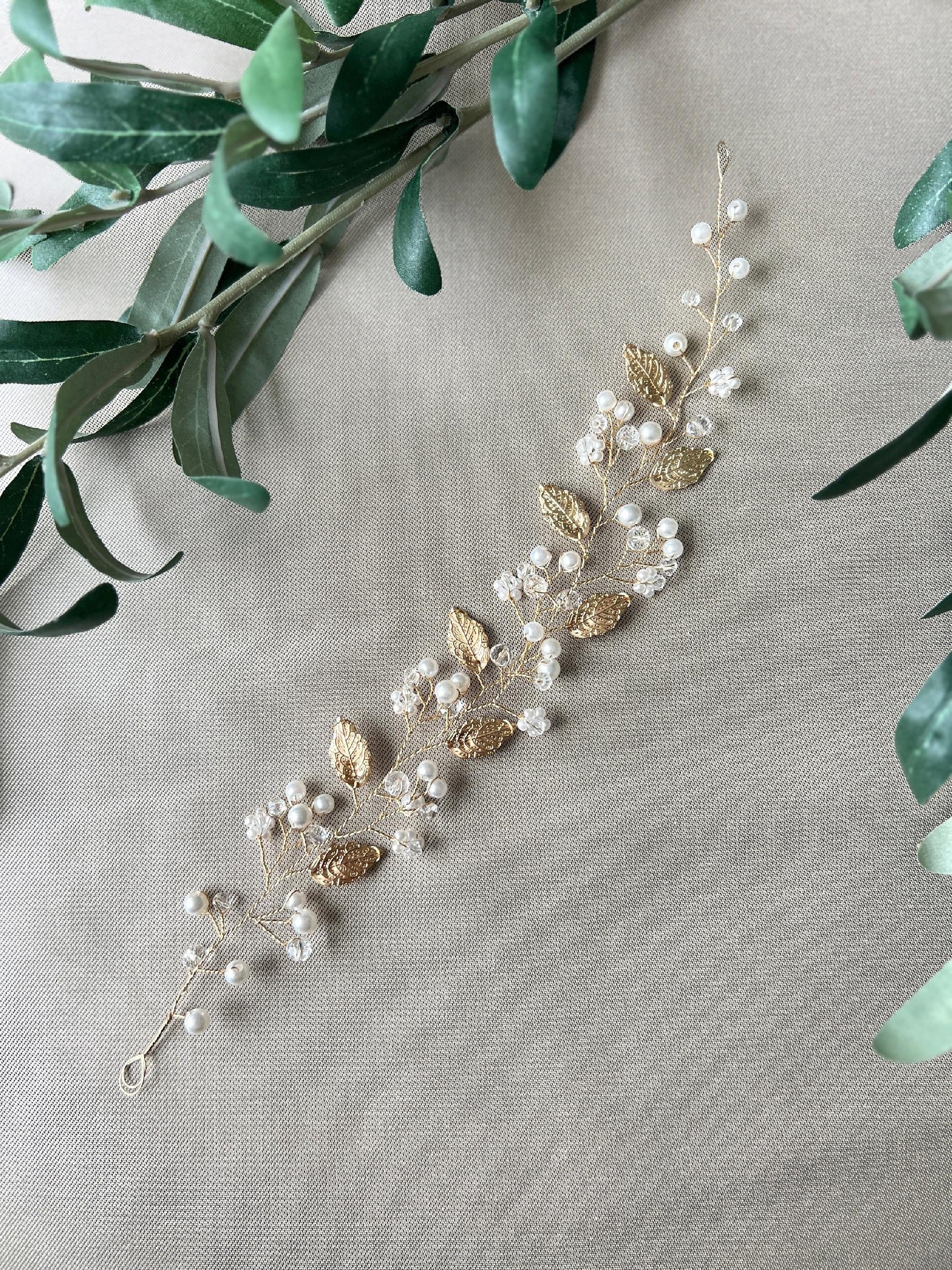 Braut Haarschmuck, gold mit Perlen, Blumen und Blätter, Hochzeit, Brautschmuck, Hochzeitshaarband, Haarkranz, Haarranke, floraler Schmuck-Brauthaarschmuck-Schmuckblüte