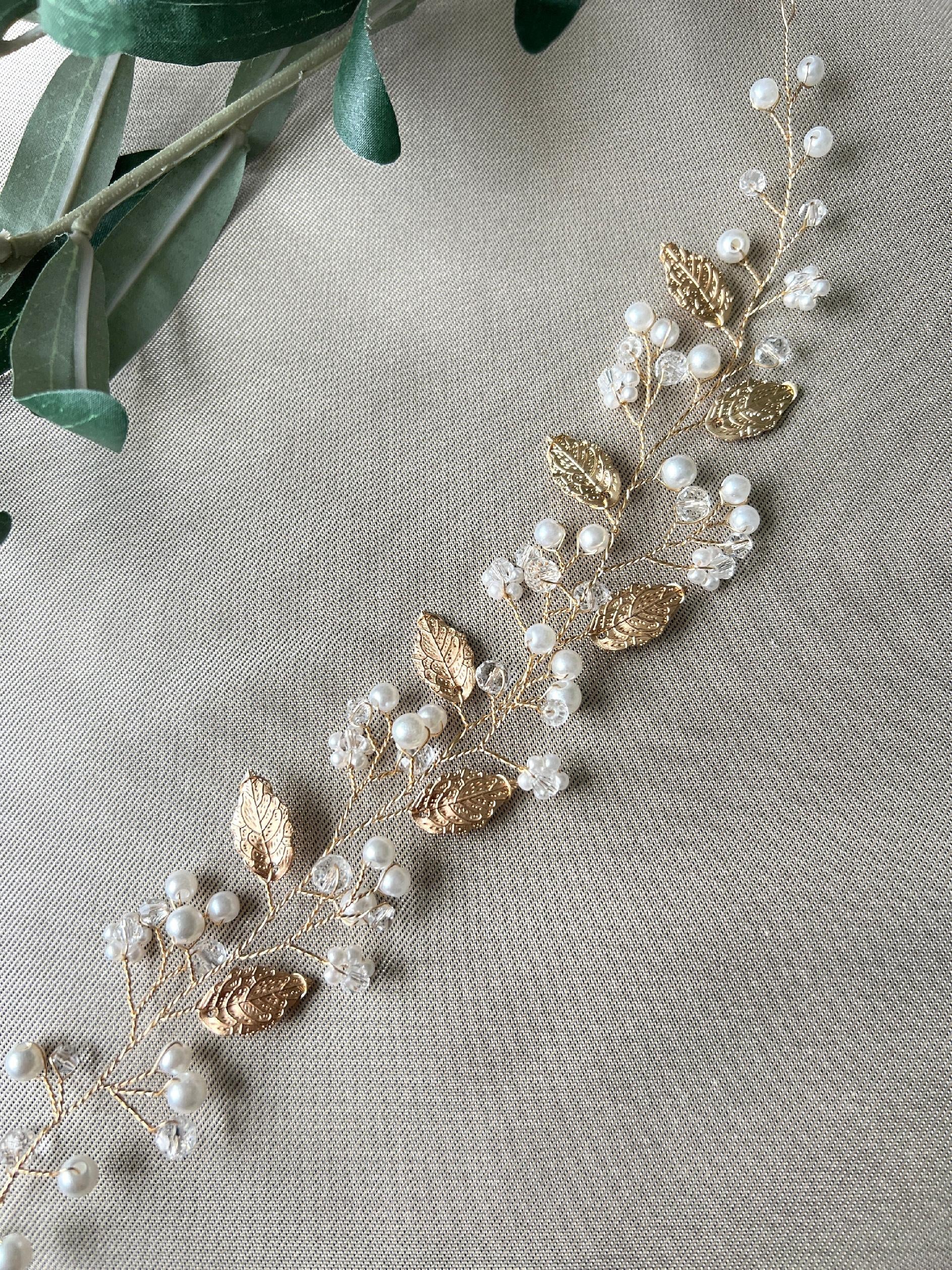 Braut Haarschmuck, gold mit Perlen, Blumen und Blätter, Hochzeit, Brautschmuck, Hochzeitshaarband, Haarkranz, Haarranke, floraler Schmuck-Brauthaarschmuck-Schmuckblüte