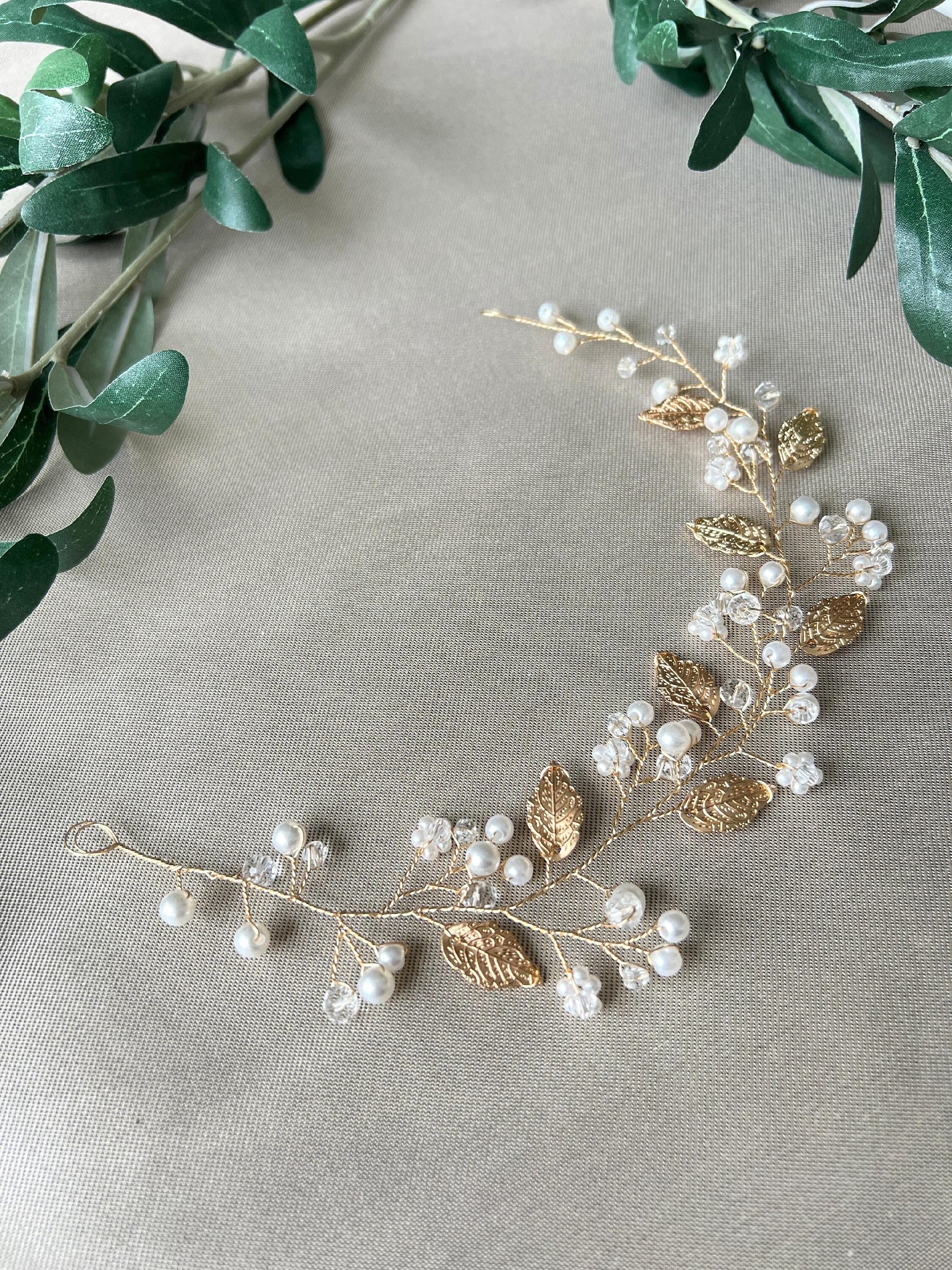 Braut Haarschmuck, gold mit Perlen, Blumen und Blätter, Hochzeit, Brautschmuck, Hochzeitshaarband, Haarkranz, Haarranke, floraler Schmuck-Brauthaarschmuck-Schmuckblüte