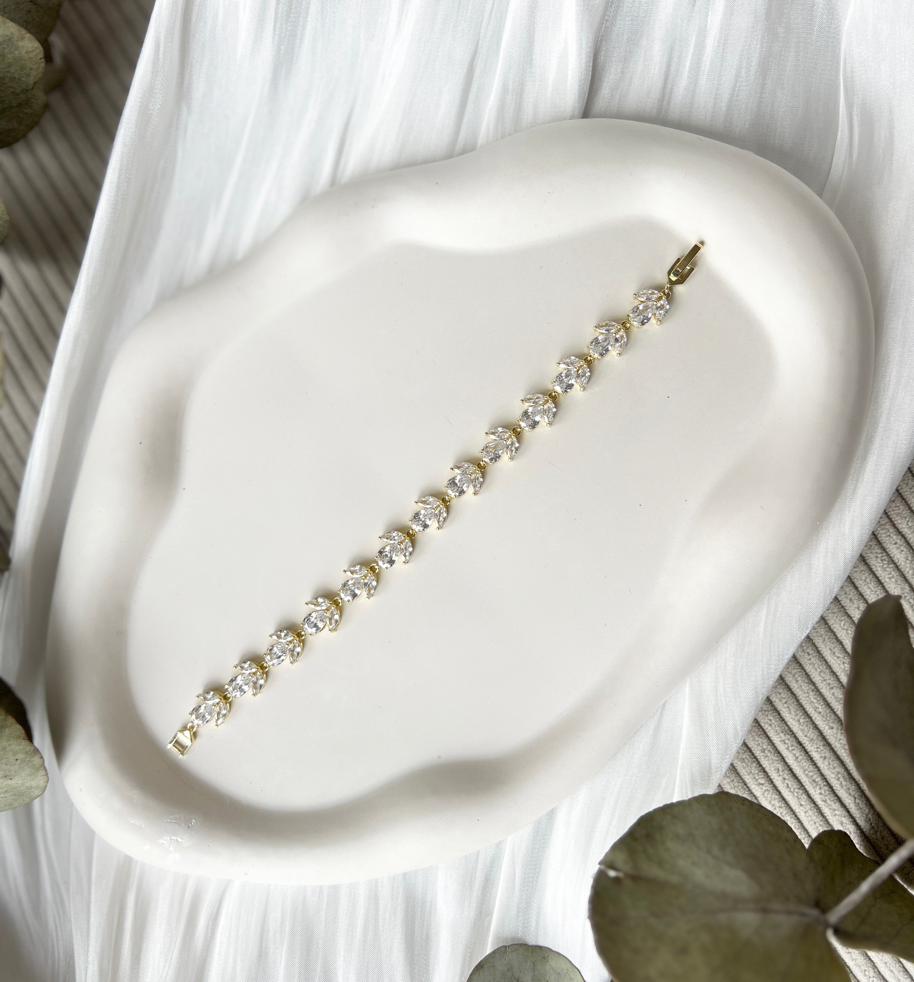 Elegantes Armband, Gold oder Silber, hochwertiges Brautarmband, glänzender Brautschmuck, glitzer, Schmuck Hochzeit, Brautjungfer, Geschenk für Sie, Weihnachtsgeschenk, Geburtstagsgeschenk, Schmuckbluete