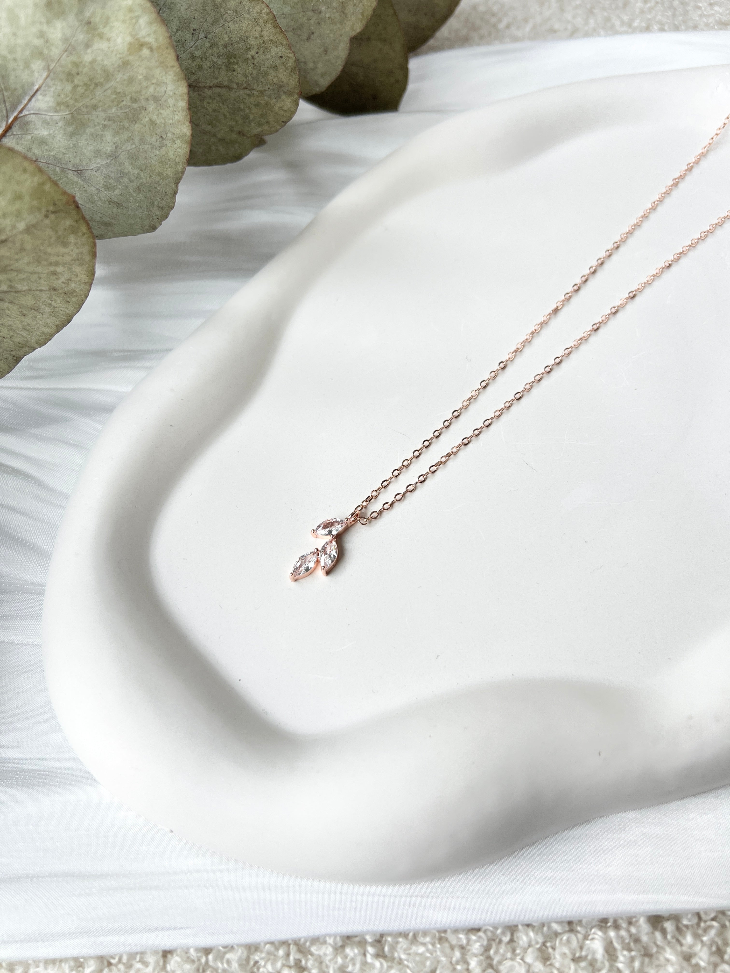 Brautset, Halskette und Ohrringe, funkelnde Zirkoniasteine, Perlenohrringe, Brautschmuck