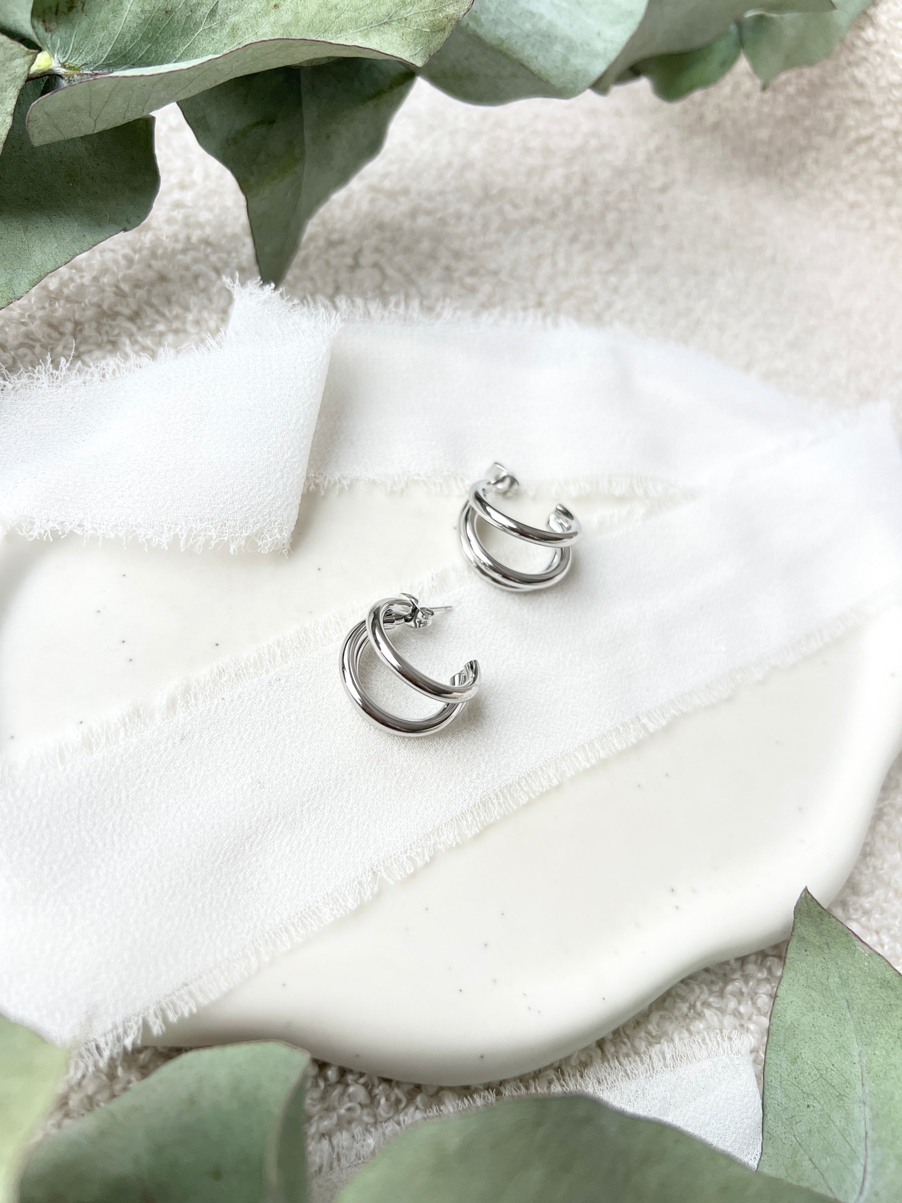 Moderne Creolen, Silber, Ohrringe, minimalistisch, Hoops