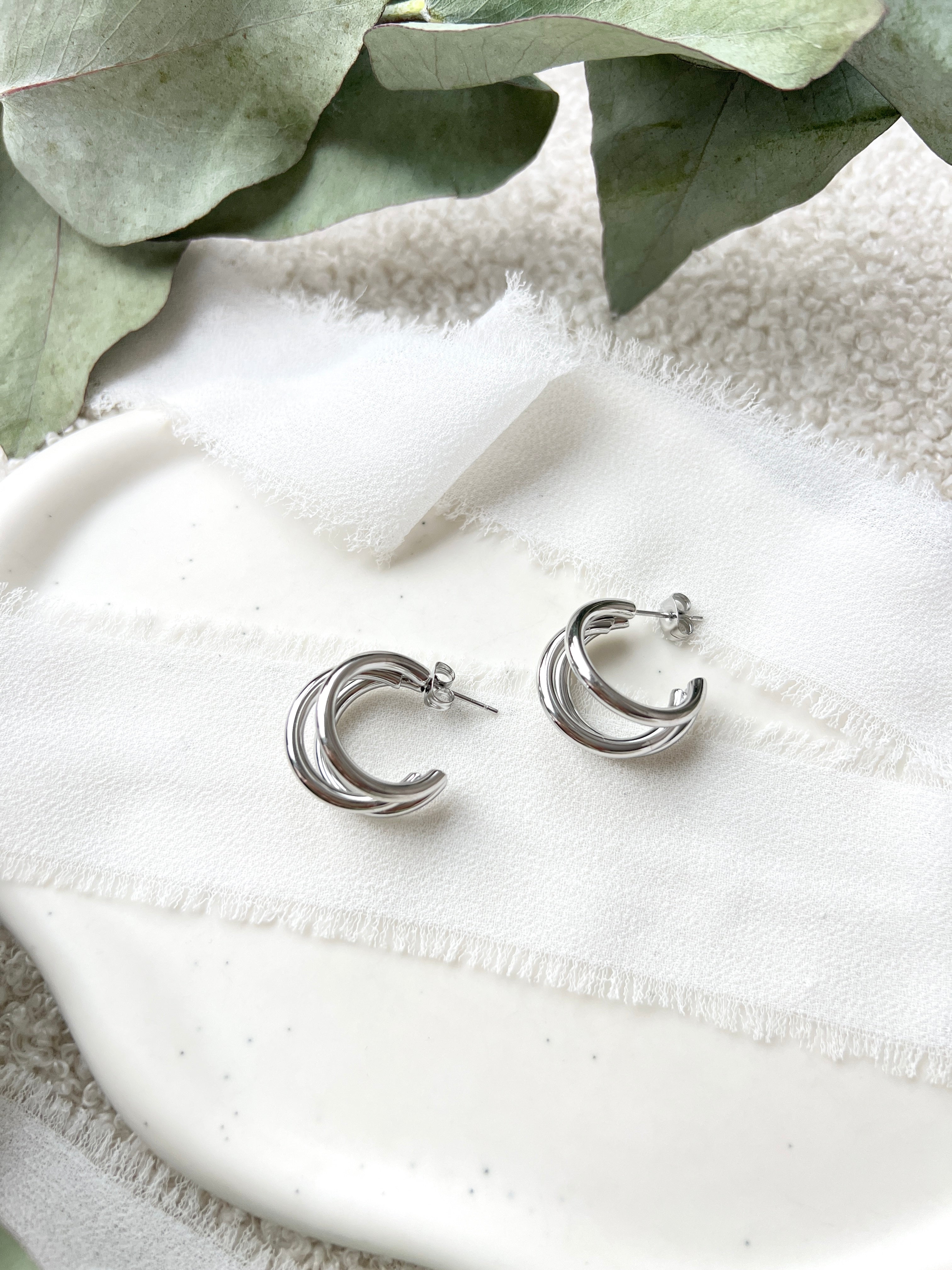 Moderne Creolen, Silber, Ohrringe, minimalistisch, Hoops