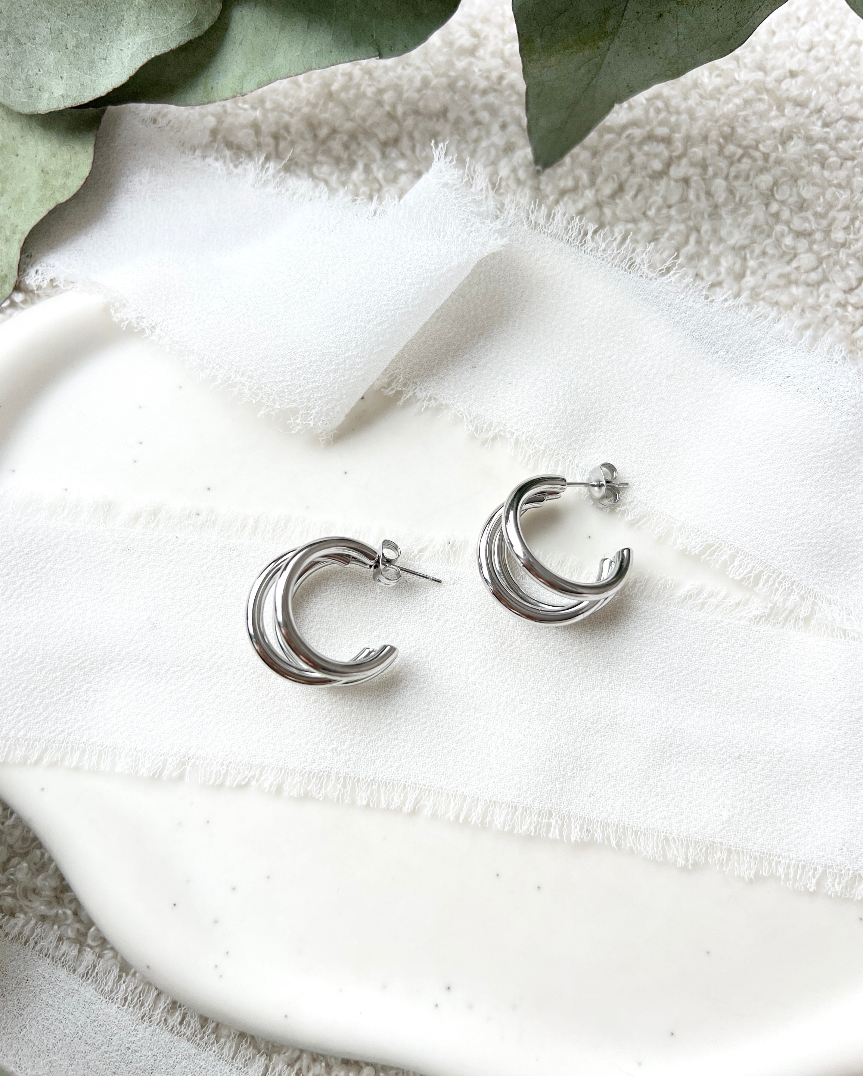 Moderne Creolen, Silber, Ohrringe, minimalistisch, Hoops