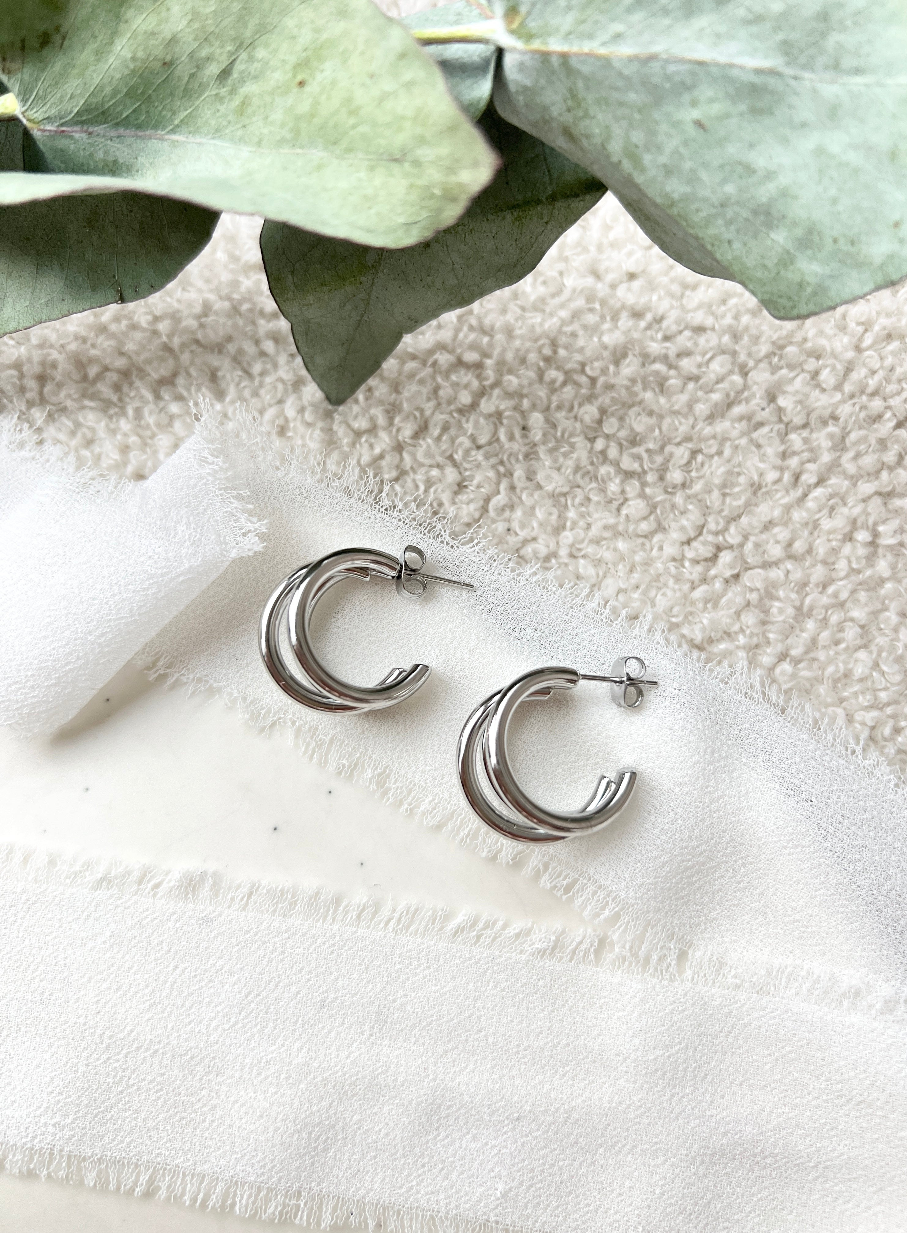 Moderne Creolen, Silber, Ohrringe, minimalistisch, Hoops
