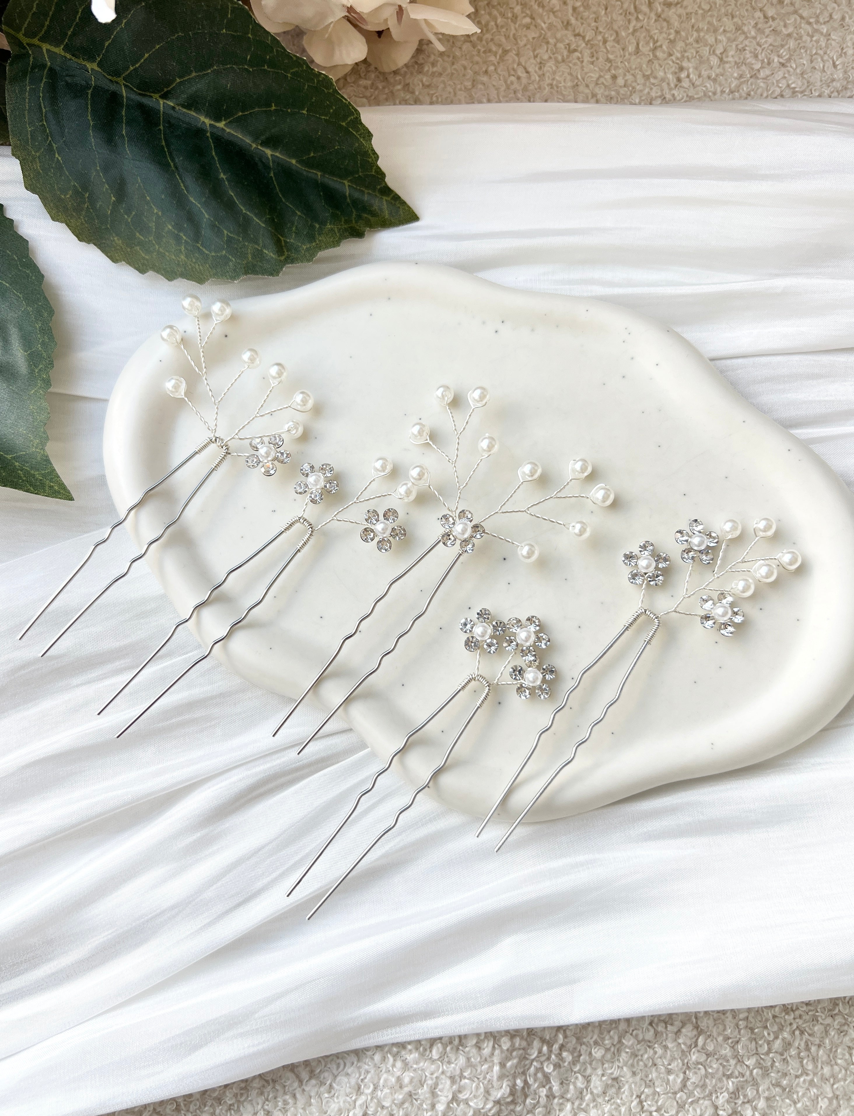 Haarnadeln, Silber, Set 5 Stück, weiße Perlen und Blüten, Brautschmuck