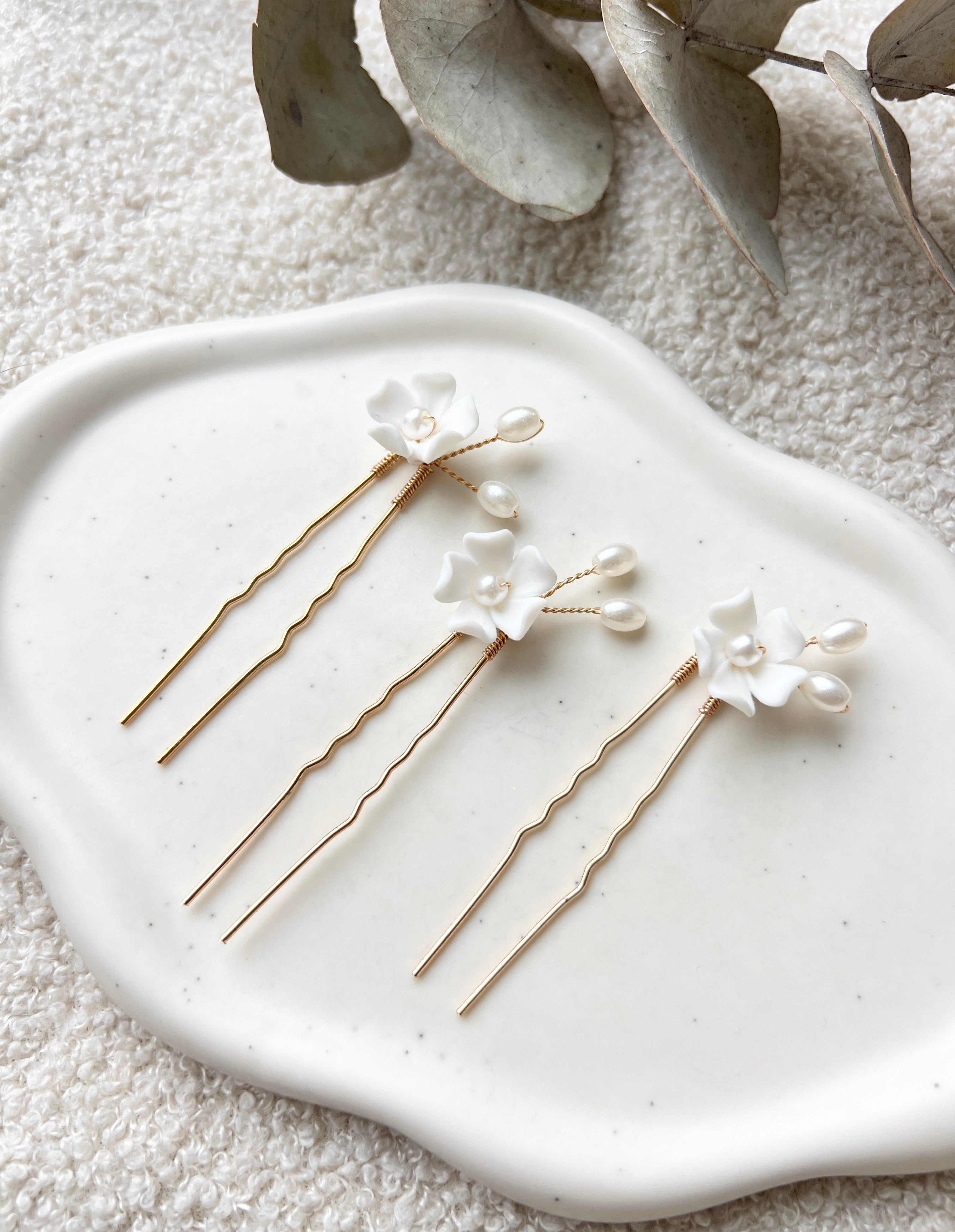 Haarnadeln, 3 Stück, Brautset, Gold, weiße Perlen, Keramikblumen, Brautschmuck, Hochzeit Haarschmuck