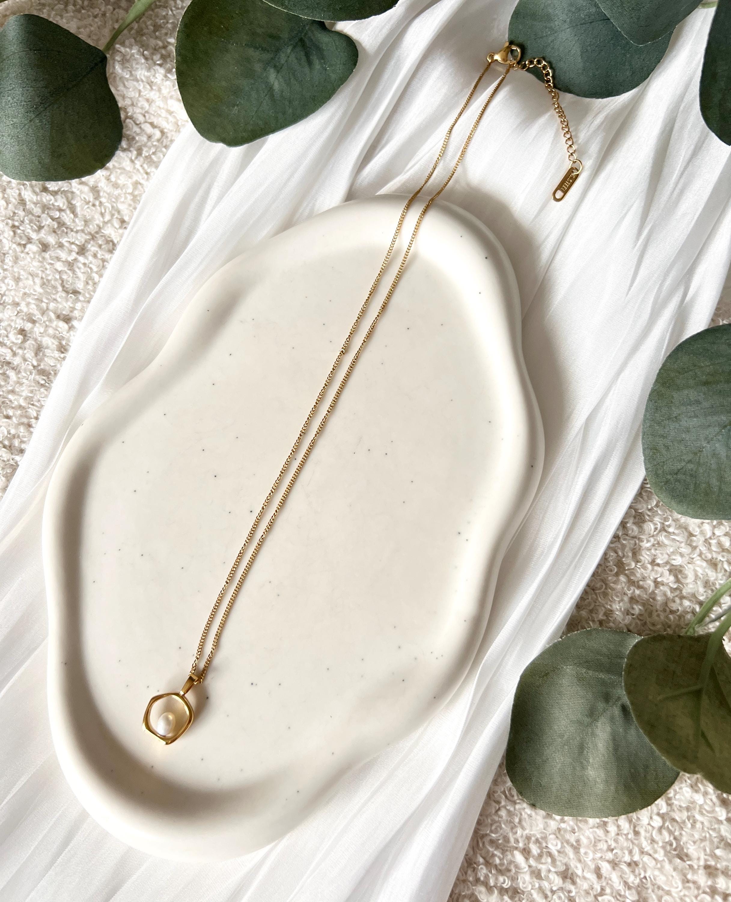 Halskette, Perle, Perlenanhaenger, Perlenschmuck, Brautschmuck, Gold, Brauthalskette, Schmuck Hochzeit, feine Kette19d6f9b94d
