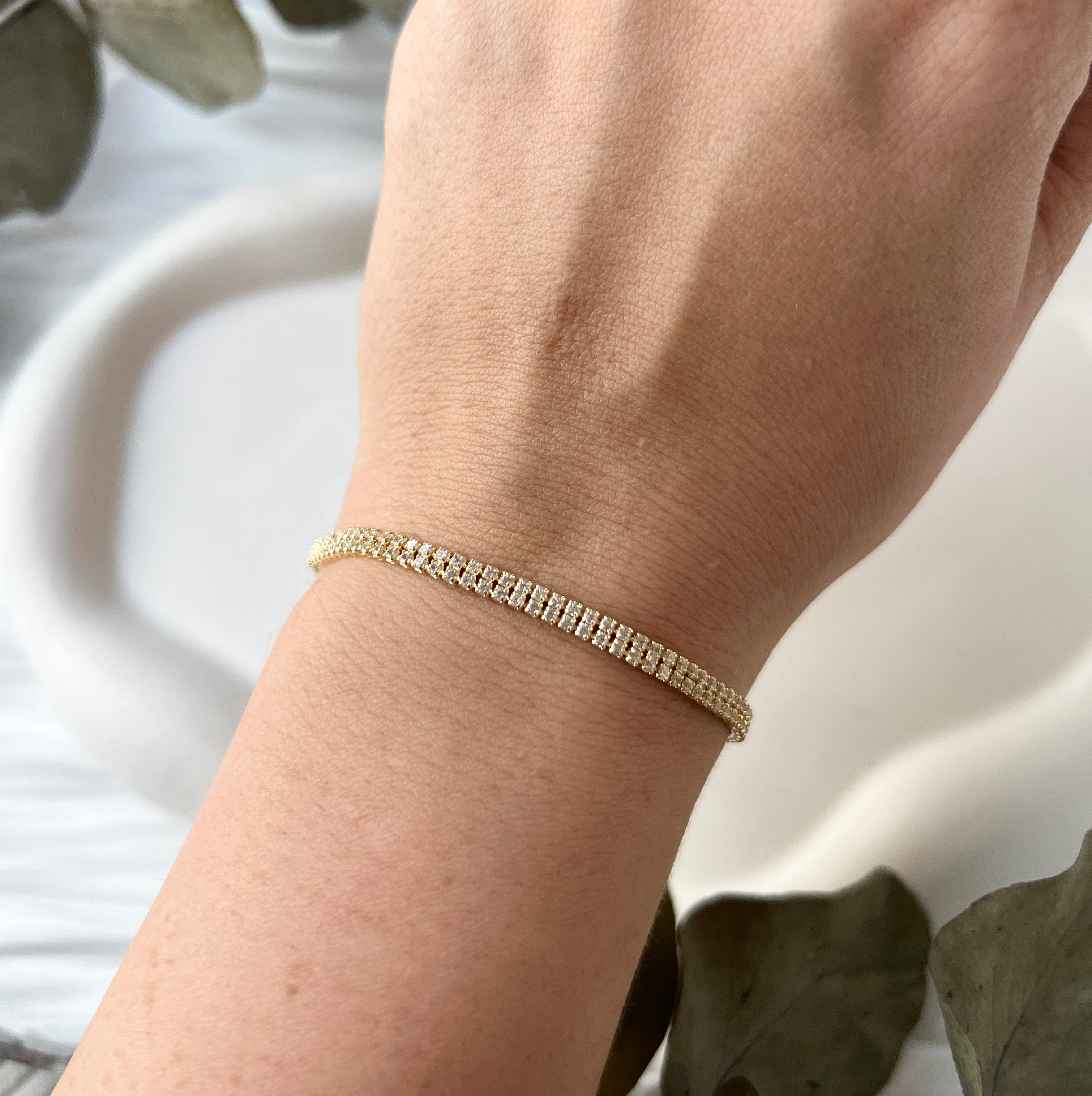 Armband, gold, feine Strasssteine, Tennisarmband, Tennis Bracelet, goldener Brautschmuck, glänzendes Brautarmband, edler Schmuck für die Hochzeit, Standesamt Tennisbracelet, Geschenk für Sie, Weihnachtsgeschenk für Frauen, Schmuckbluete