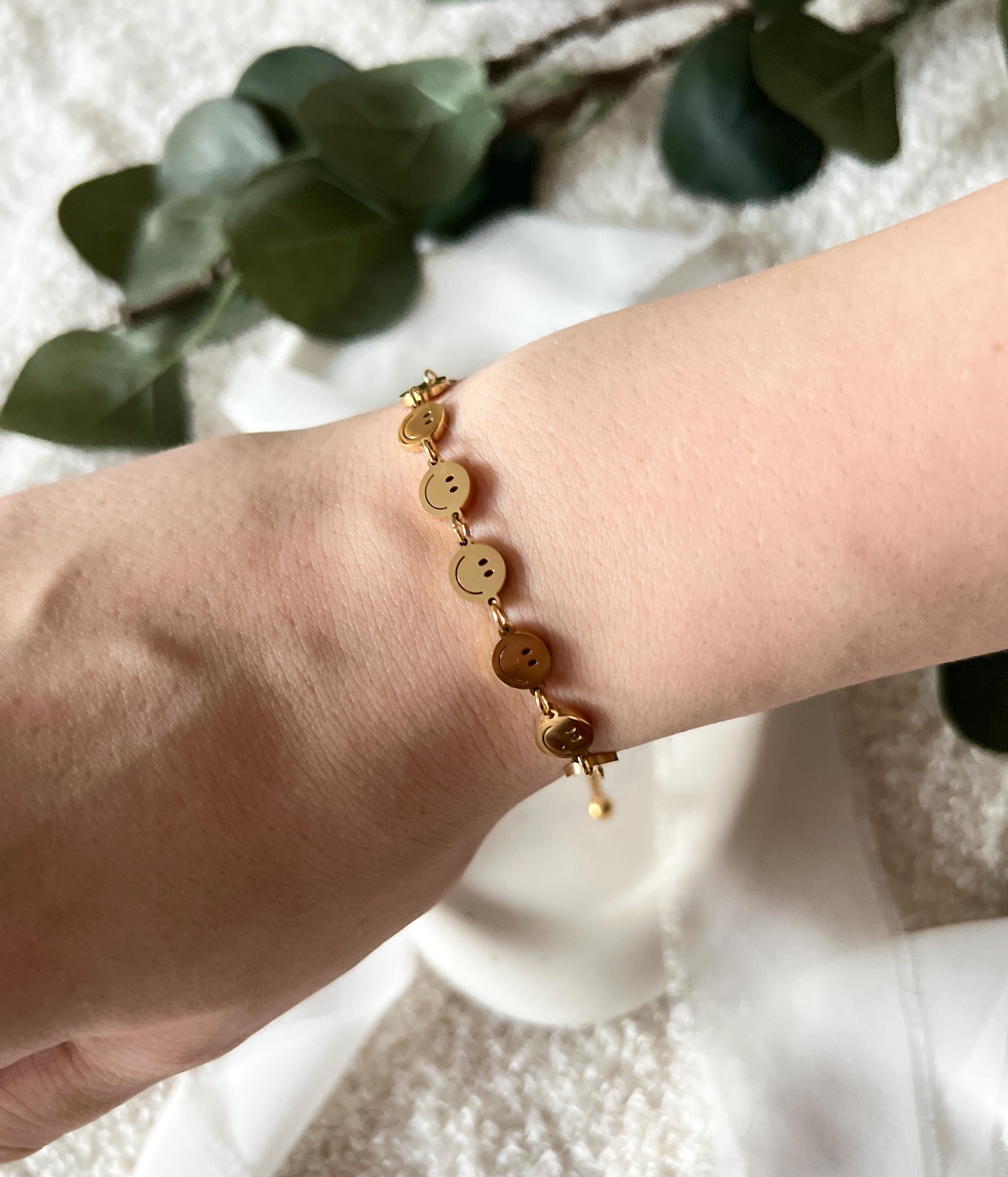 Armband, Gold, Smiley, Schmuck, Armschmuck, Freundschaft, goldenes Freundschaftsarmband, Emoji, moderner Schmuck